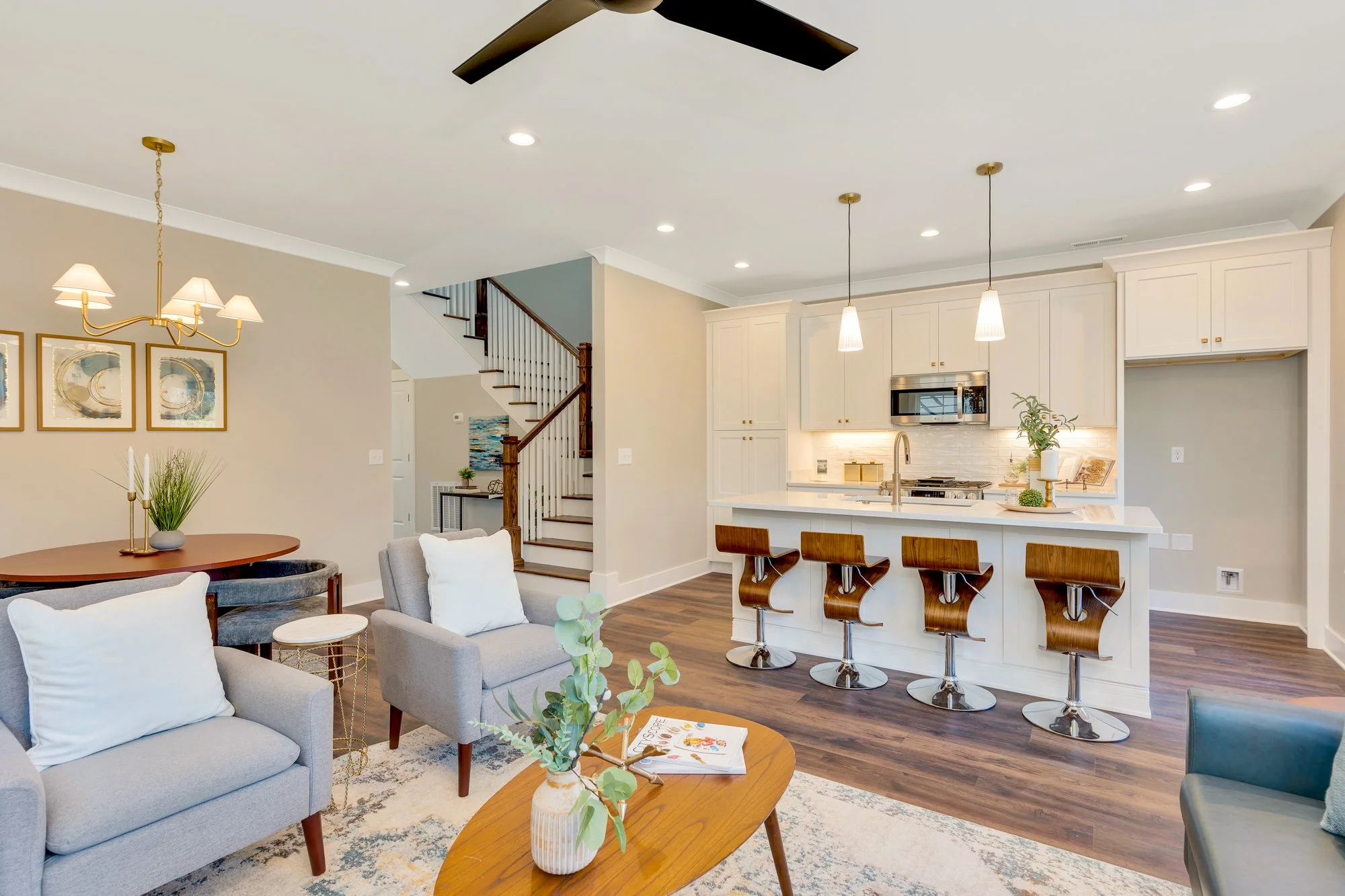 Kitchen with gas range in new construction St. Elmo home