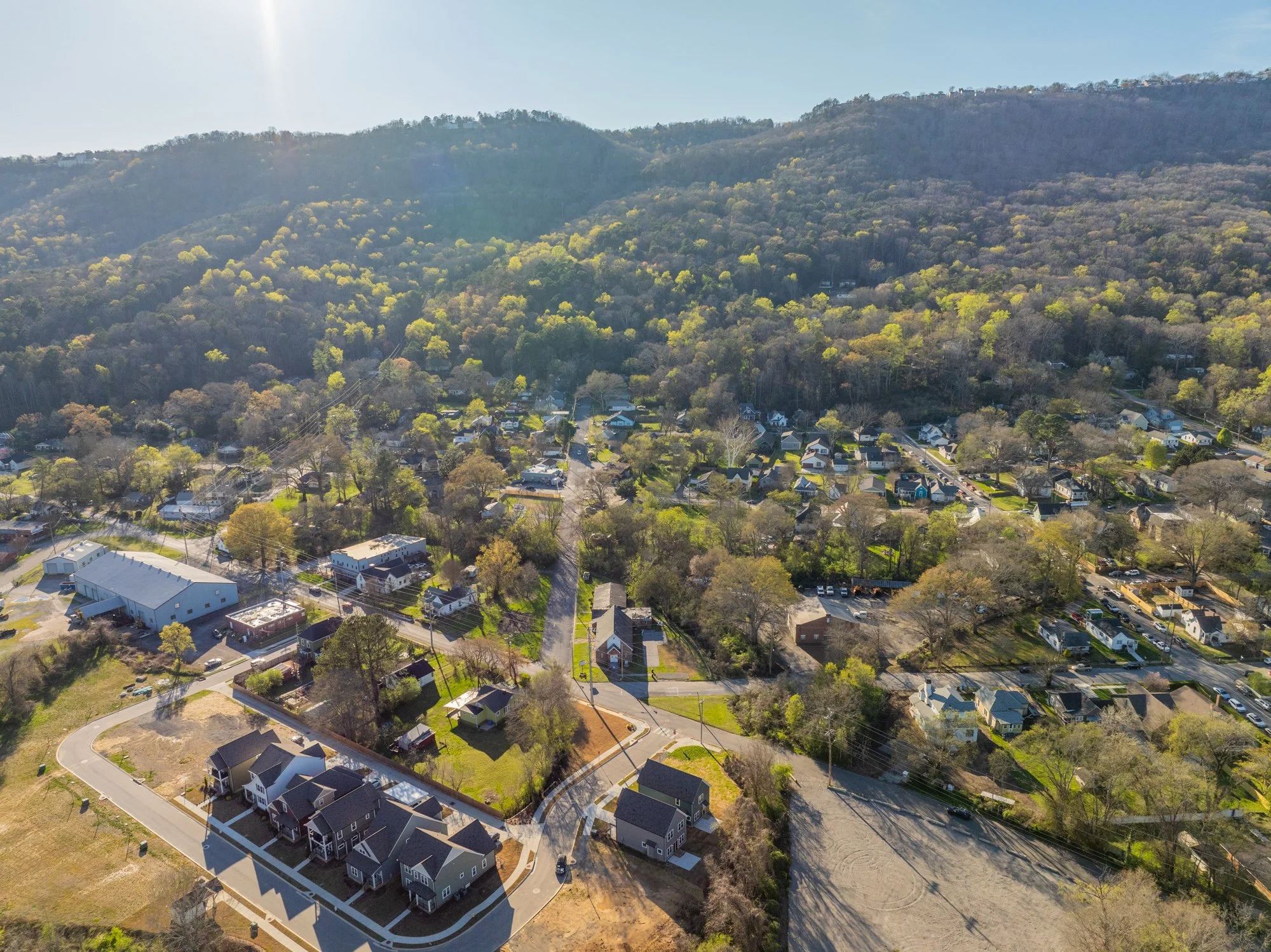 Aerial view of 1366 Thomas Avenue, Chattanooga, Lookout Mtn