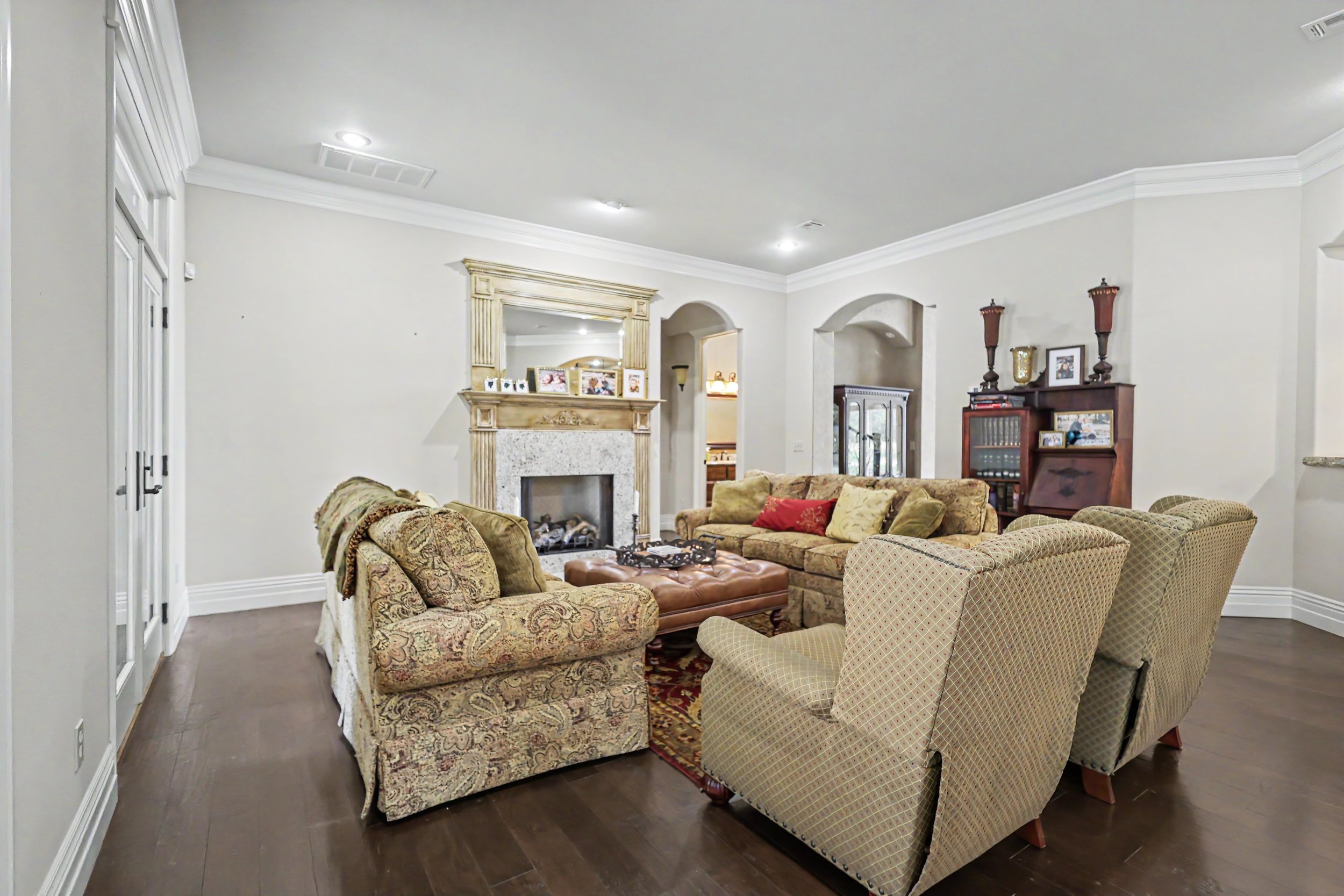 CR11324 (26).jpg