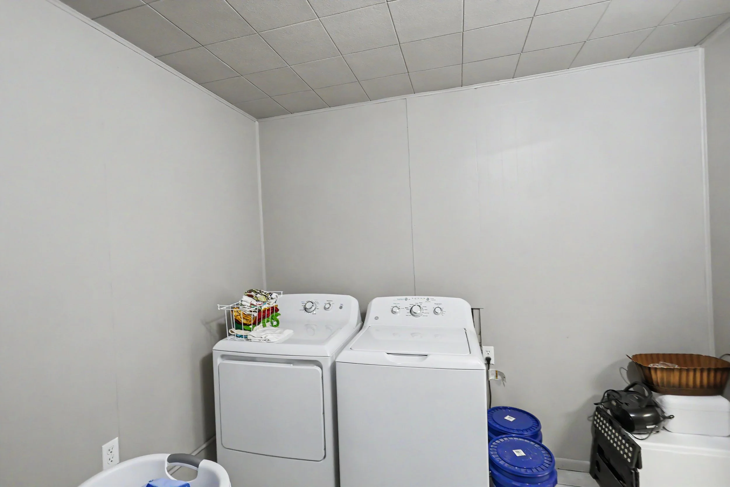 CR12044 (34).jpg