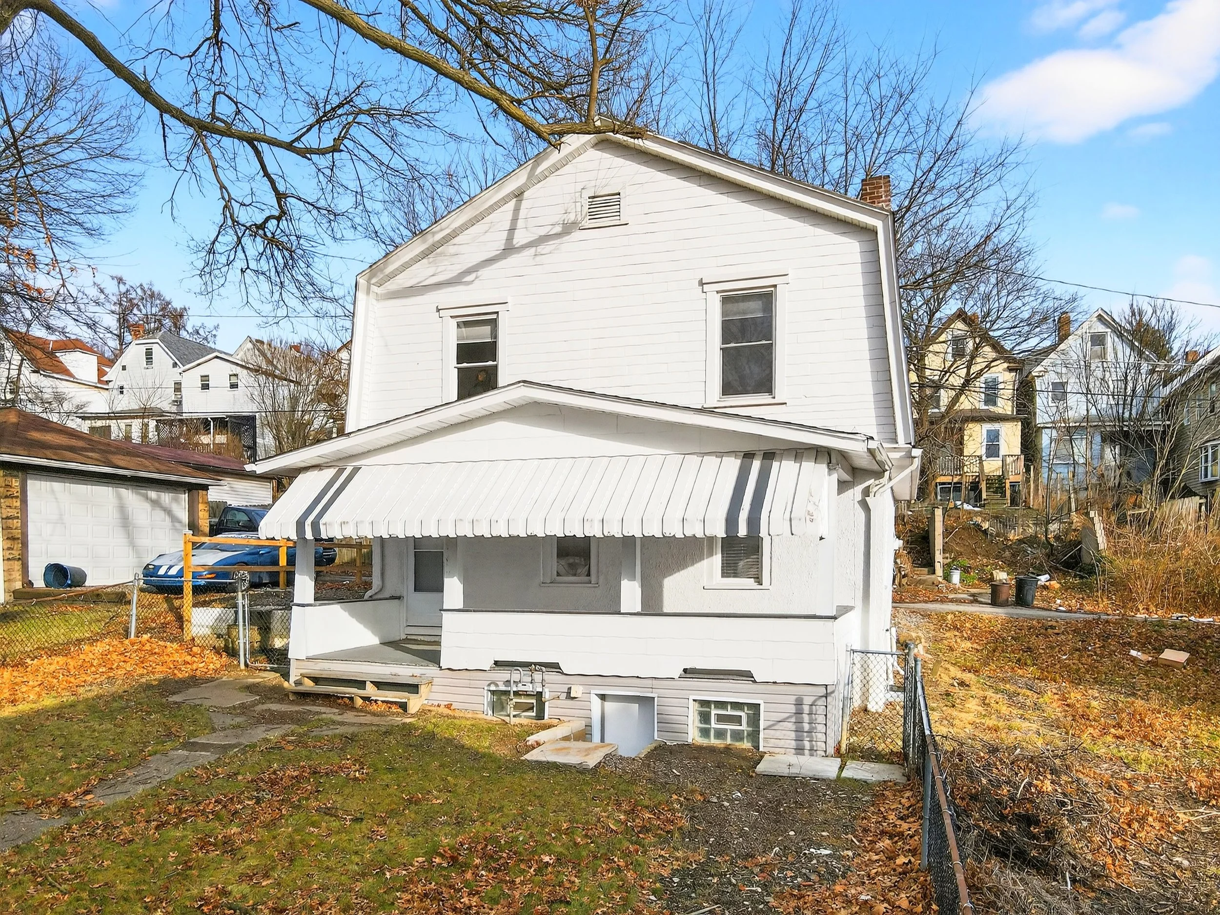 1320 Woodmont Avenue, New Kensington, PA 15068