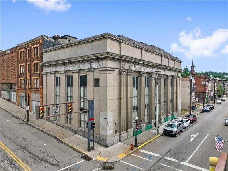 501 Fallowfield Avev, Charleroi, PA 15022