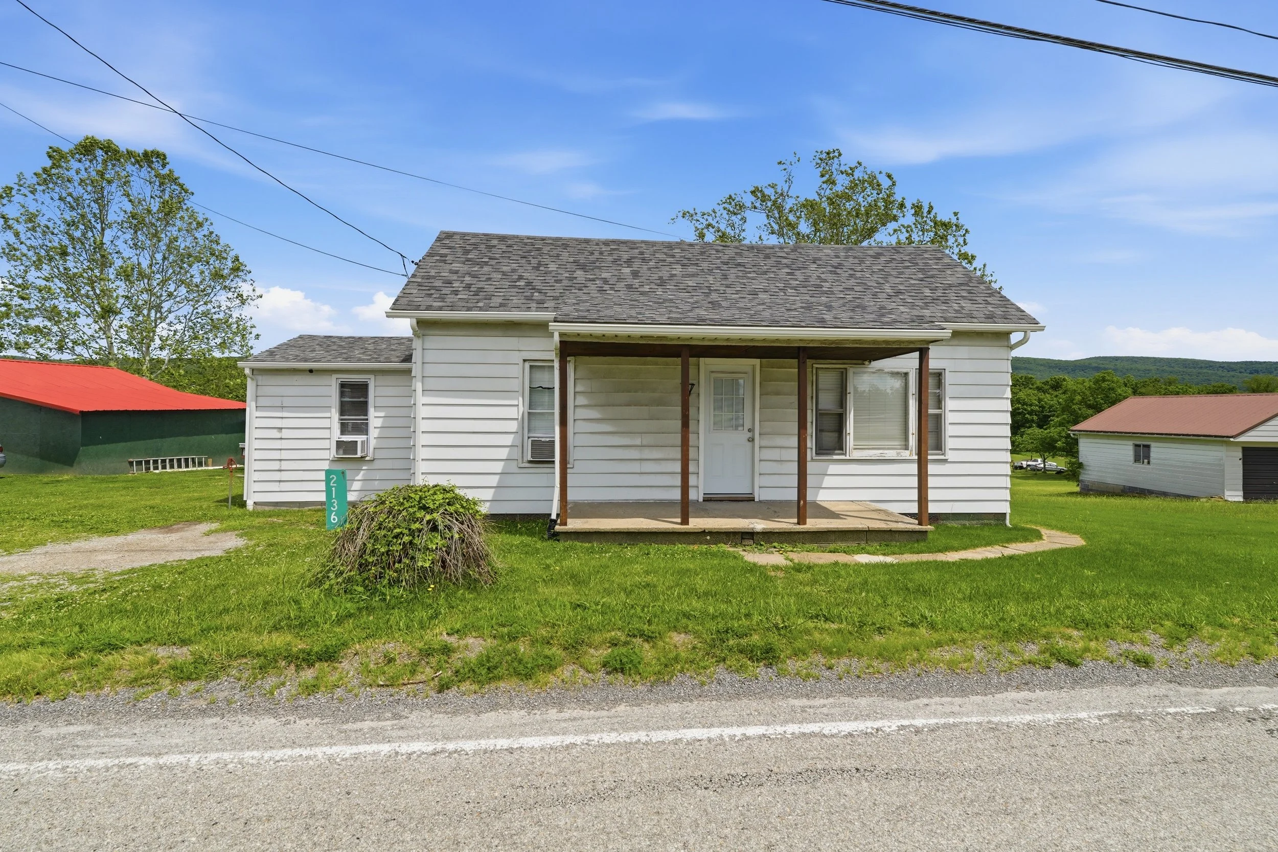 2136 Springhill Furnace Road, Smithfield, PA 15478