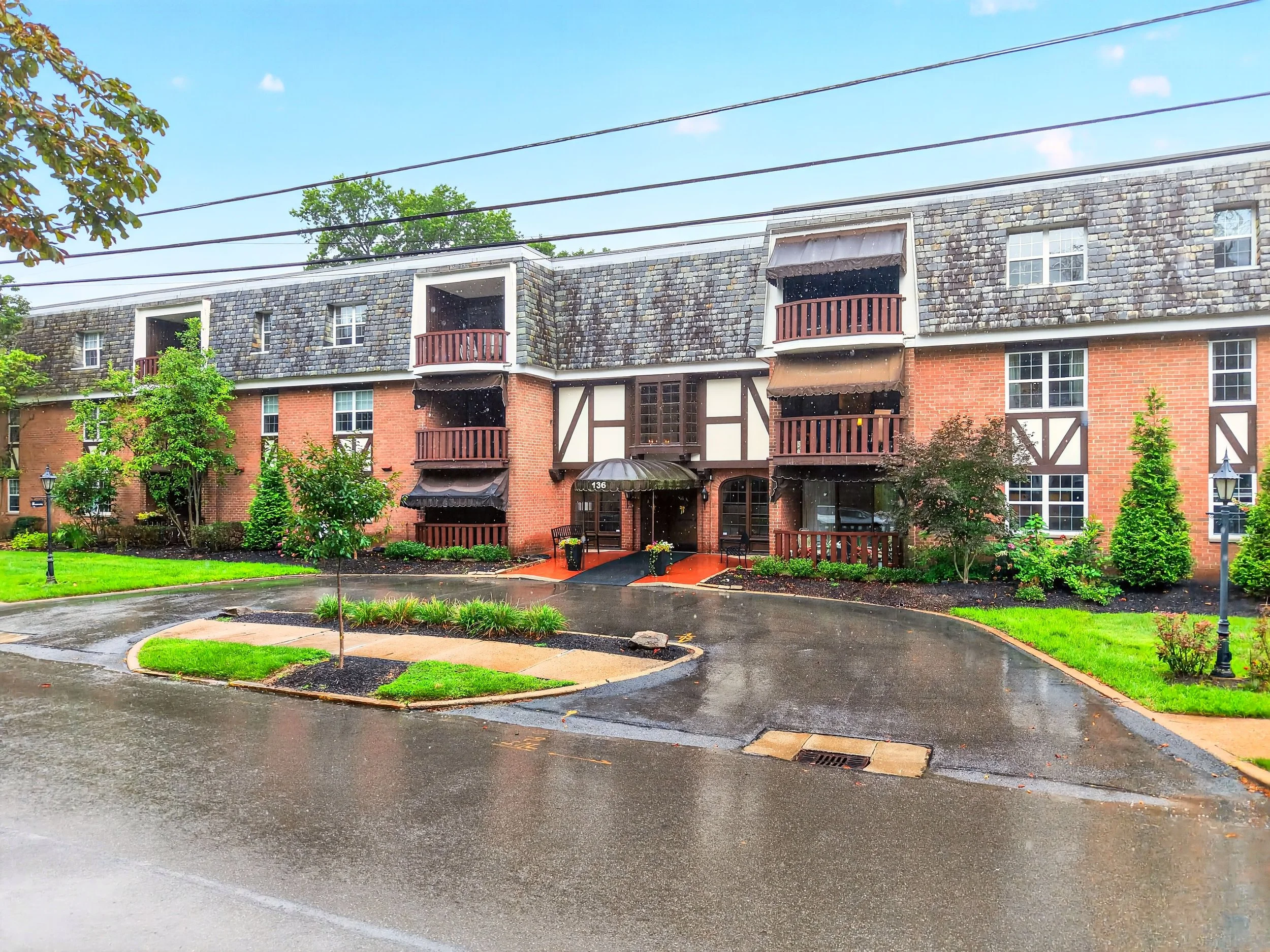 136 Centennial Ave Unit 305 Sewickley PA 15143