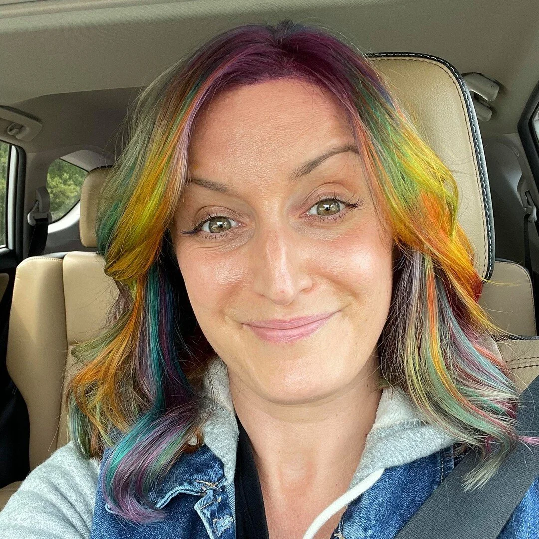 Name something that makes you feel like a divine feminine goddess or a magical fairy 🧚🏻&zwj;♂️ I'll go first...⠀⠀⠀⠀⠀⠀⠀⠀⠀
⠀⠀⠀⠀⠀⠀⠀⠀⠀
MY UNICORN HAIR! ⠀⠀⠀⠀⠀⠀⠀⠀⠀
⠀⠀⠀⠀⠀⠀⠀⠀⠀
I love bold &amp; vibrant colors, especially because they make for great convers