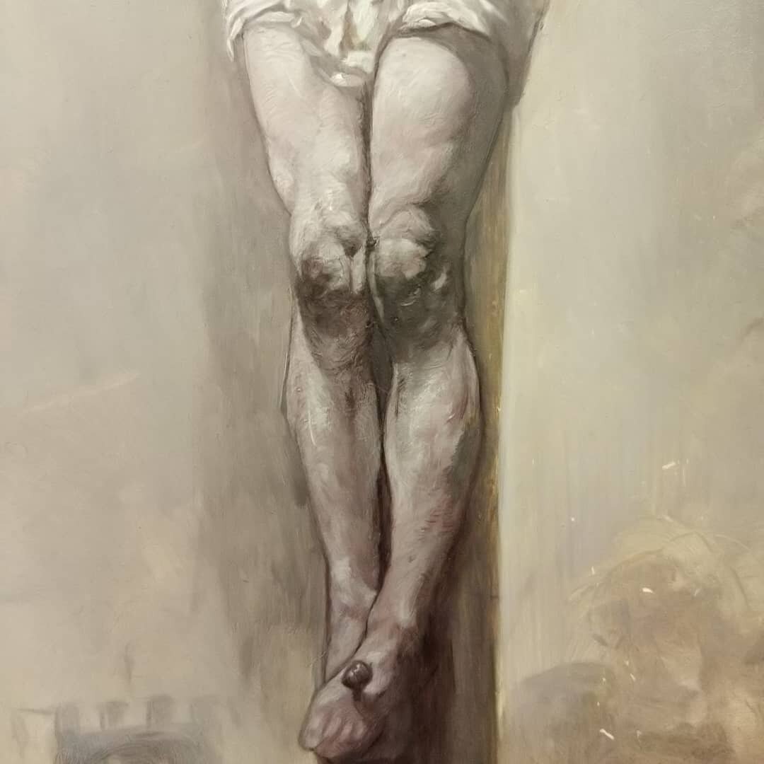 Painting the Grisaille. Detail of the Christ's legs. I'm so excited to paint this composition, I thinking is very inspiring. One of my dreams, is to paint a crucifixion scene, and in this painting I'm studying for achieving my goal. This painting is 