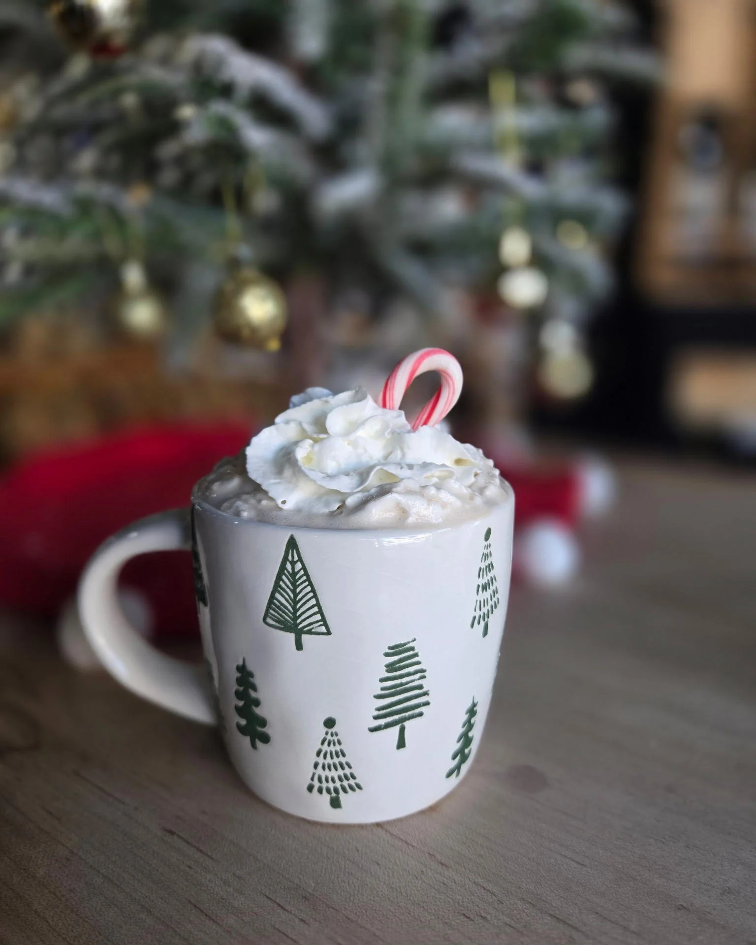 &lsquo;Tis the season for peppermint, gingerbread, and way too much caffeine. 😉☕️
Come get your holiday coffee fix and stay merry out there! 🎄

Coffee service available weekends from 8am-2pm. 

#holidaycoffee #peppermintmocha #cafevibes #apexnc #co