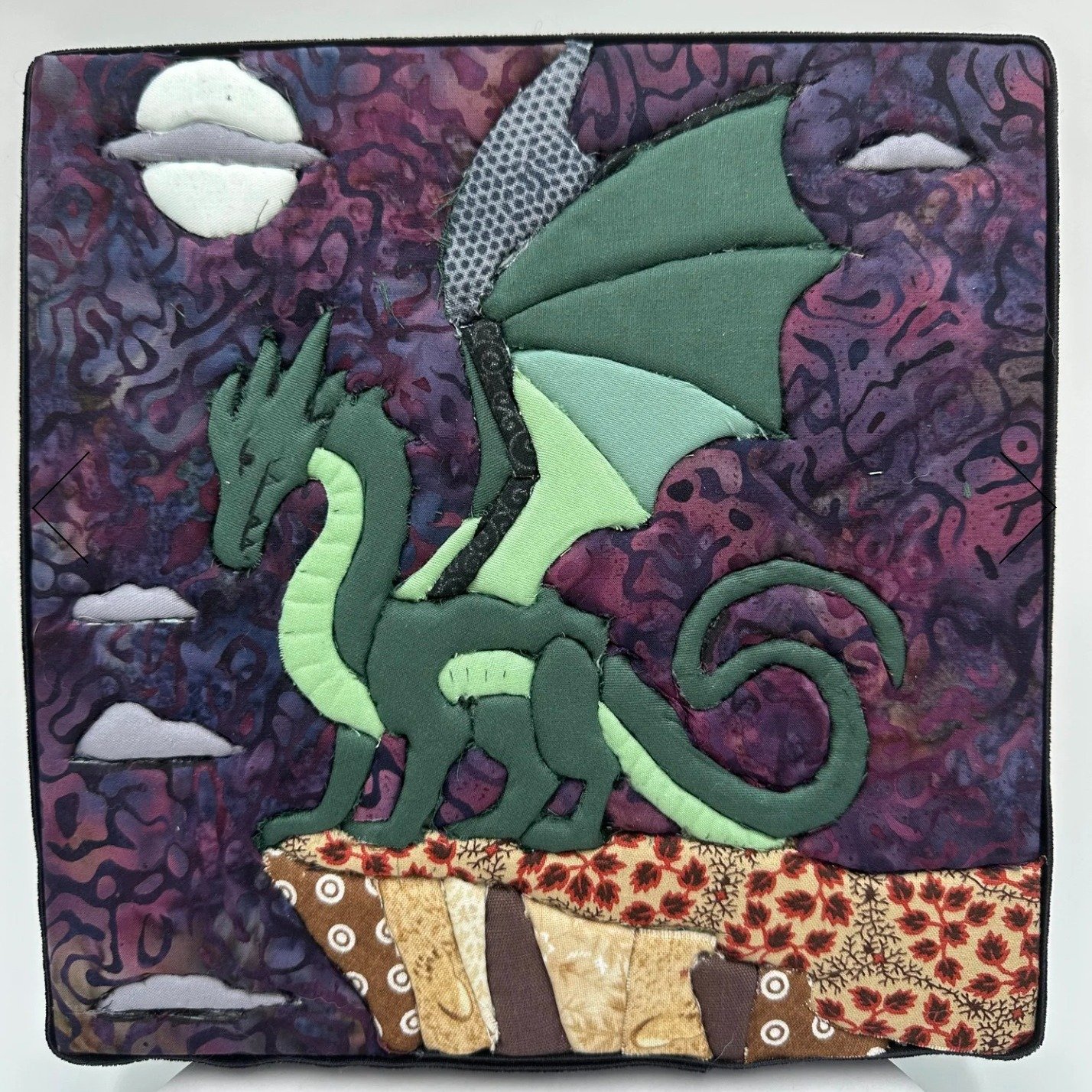 Sticking around Apex this holiday weekend and looking for something fun to do? ✨🎨

Join us this Saturday from 3&ndash;5pm for a guided Crafter-noon with Firefly Clay + Craft!

Julie from Firefly Clay + Craft will walk you through creating your very 