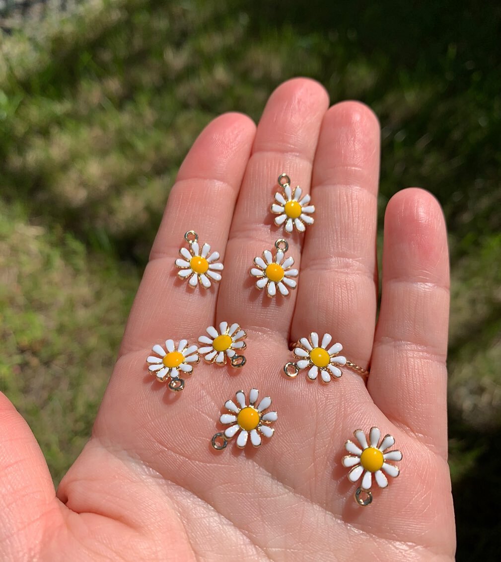 I&rsquo;ll be holding onto daisies and summer as long as possible 🌸 ☀️