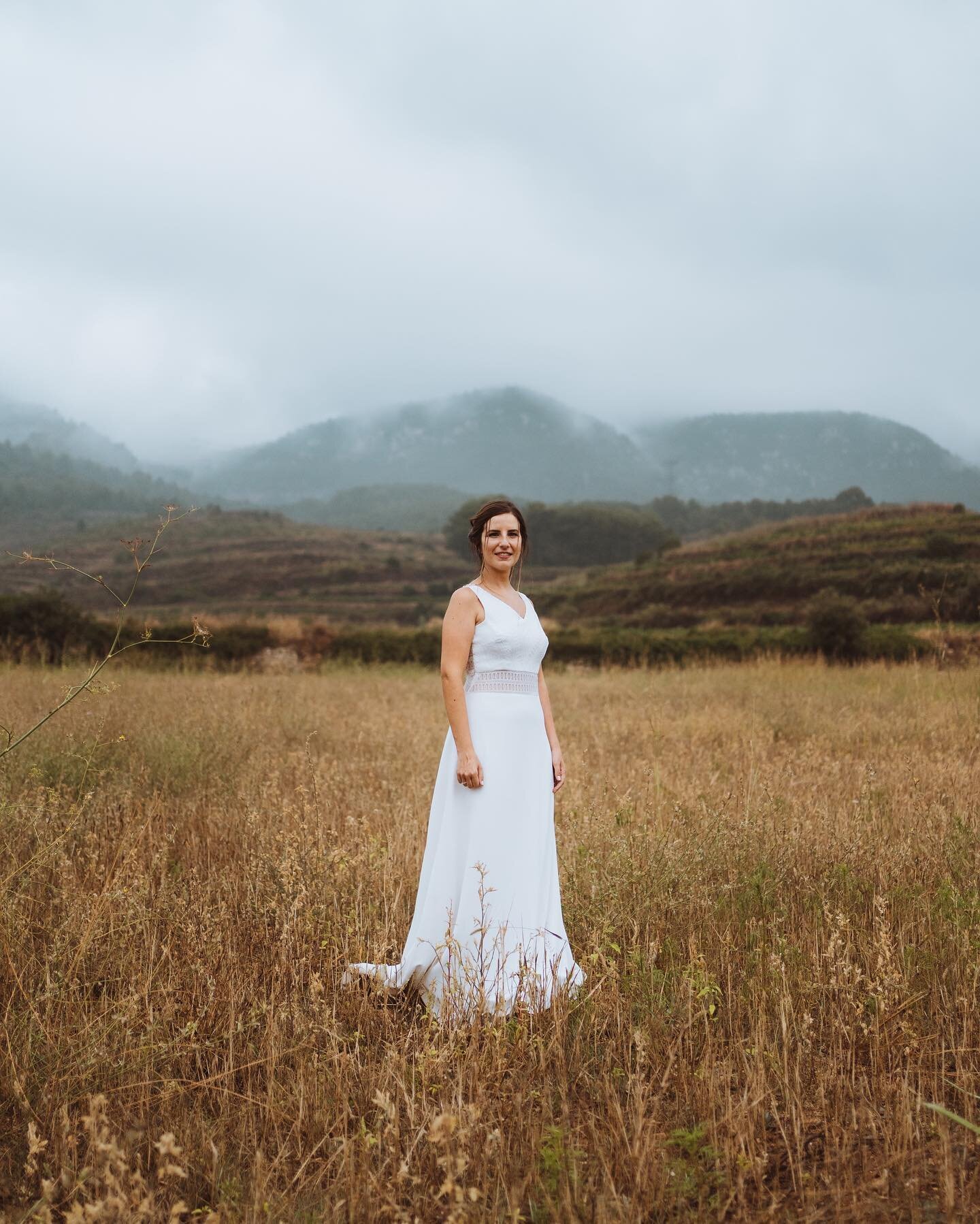 Ariadna ❤️
.
.
#weddinginspiration #weddingphotography #couplegoals #folkwedding #pr0ject_soul