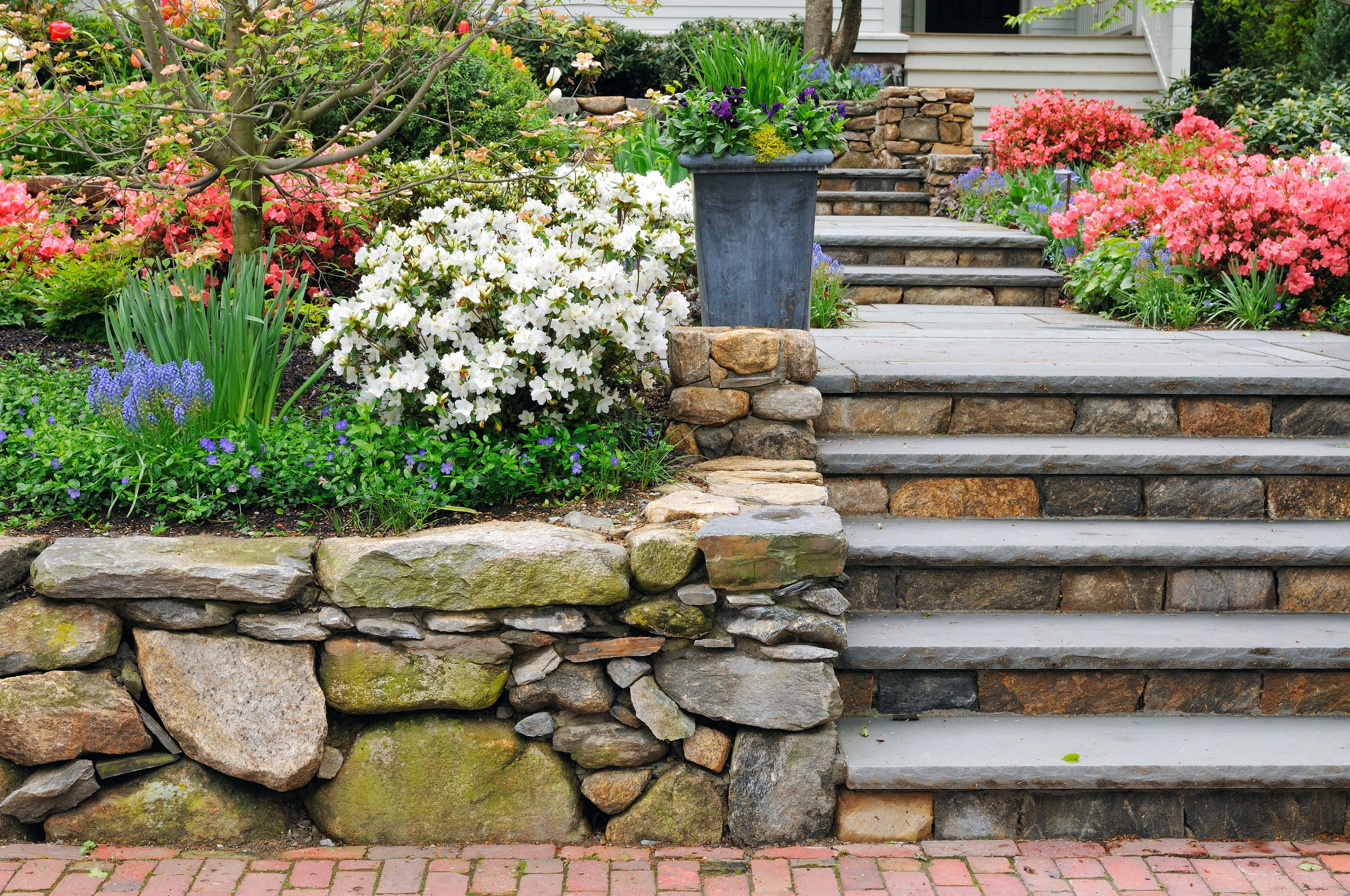 A brand new retaining wall and patio in Oxford, NJ