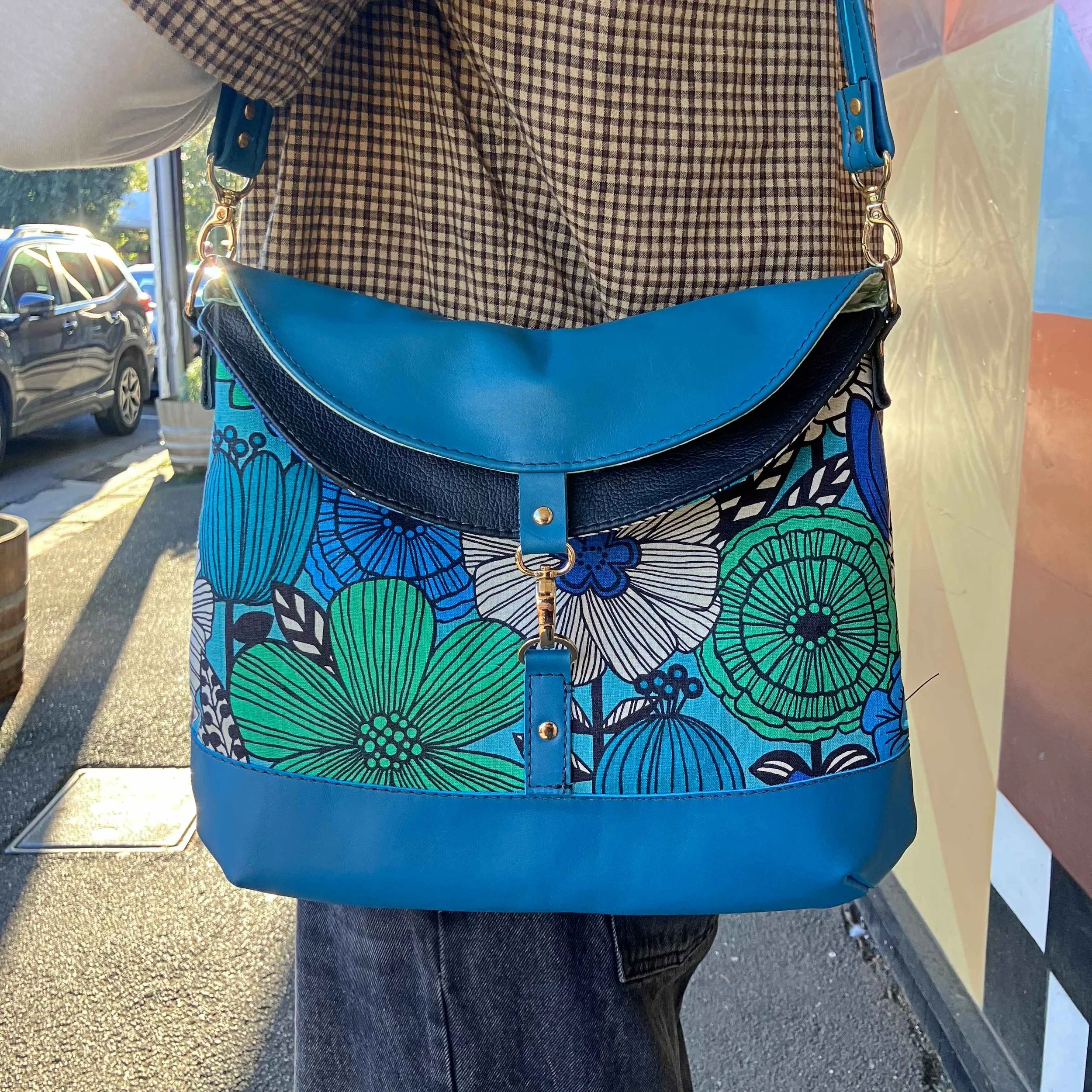 Bold Flowers - Hippo Hobo Handbag