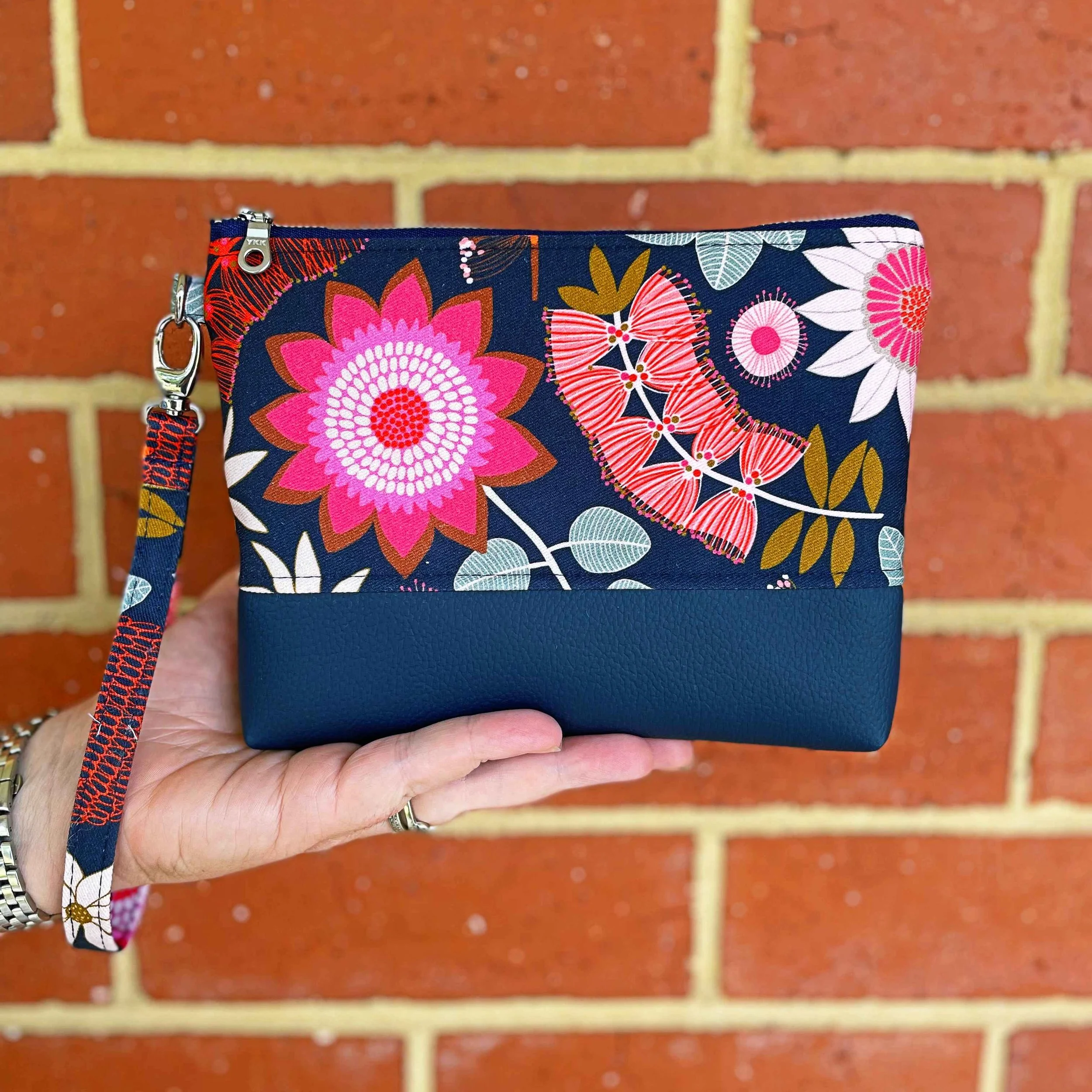 Australian Garden - Deenie Wristlet