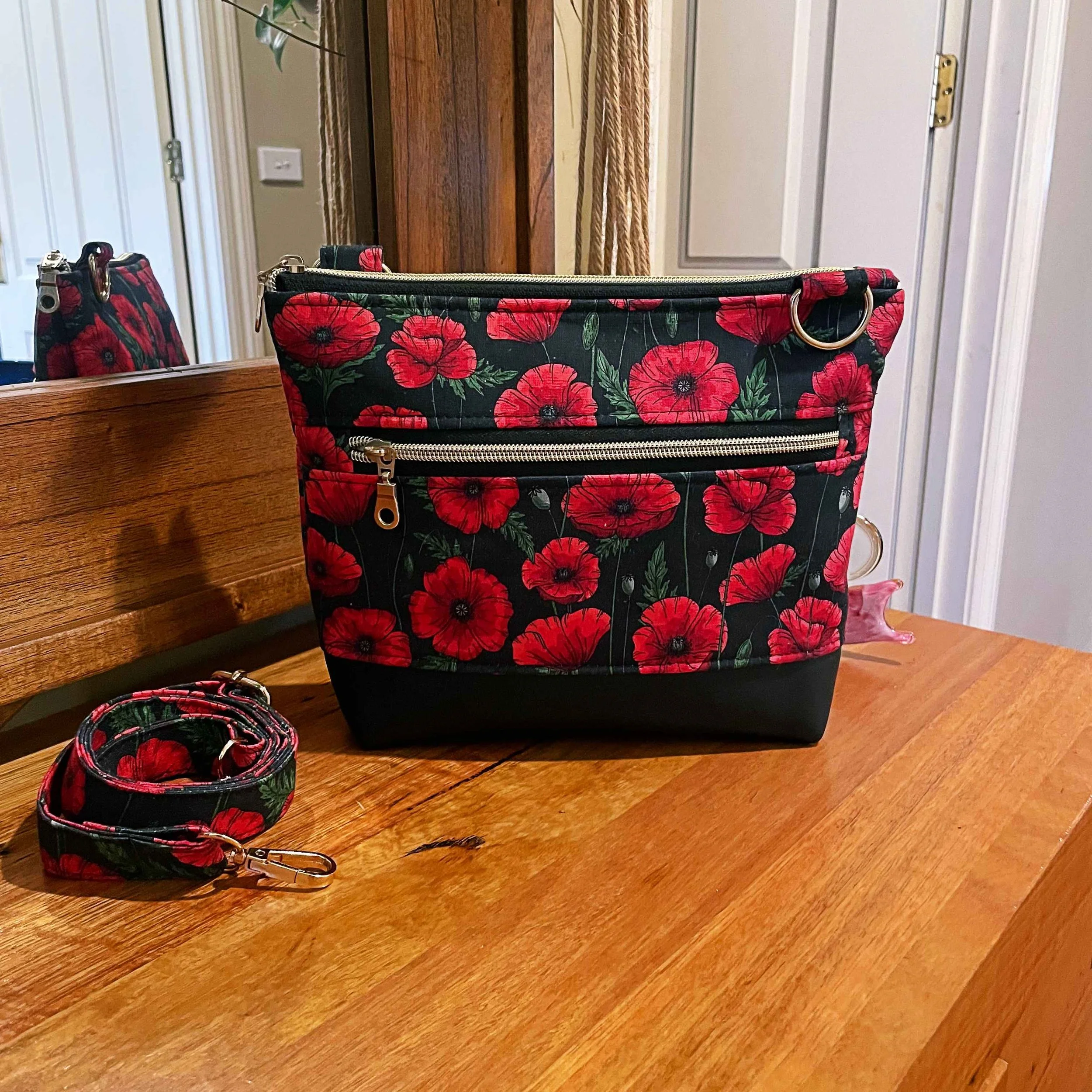 Poppies - Koda Handbag
