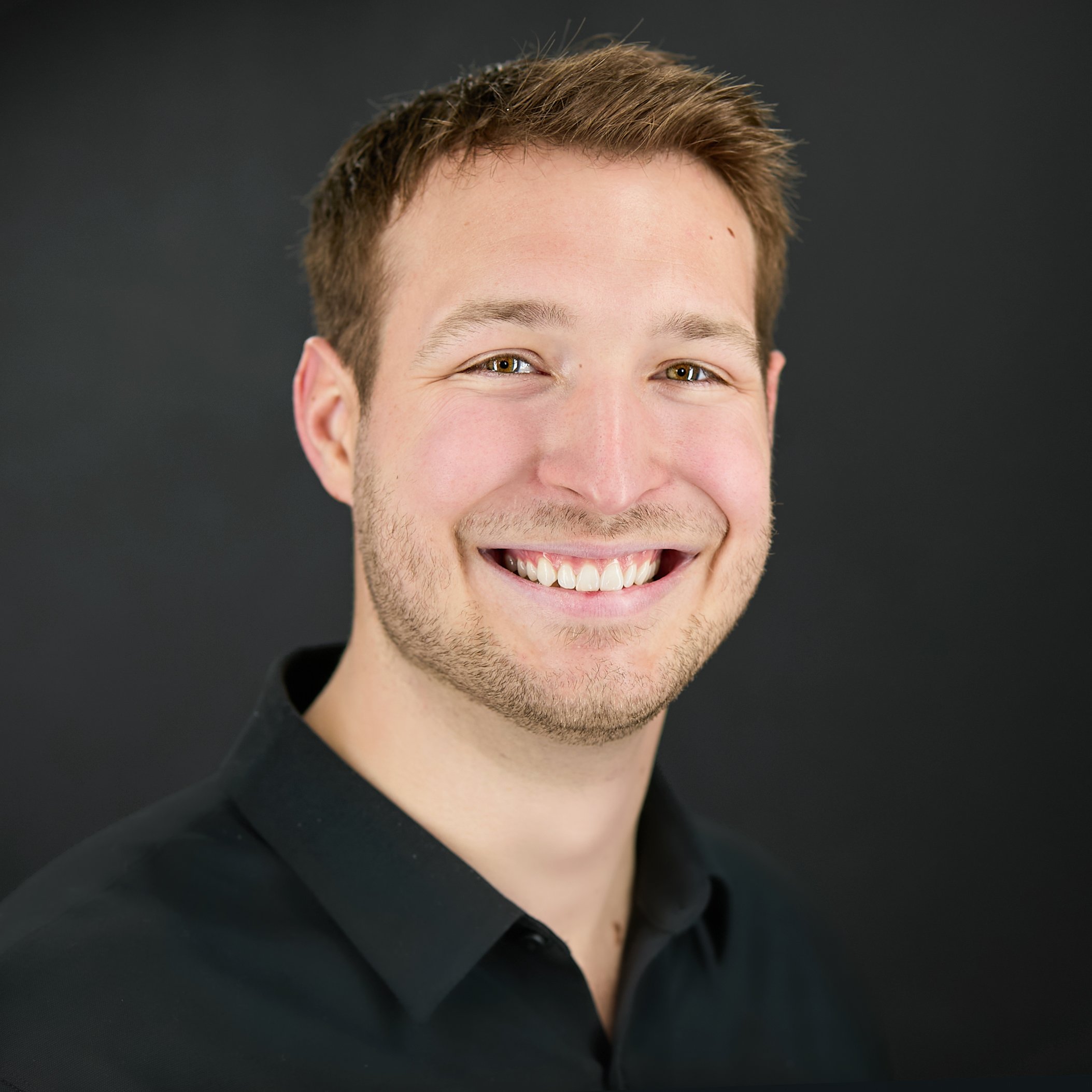 headshot-photography-greensboro.jpg