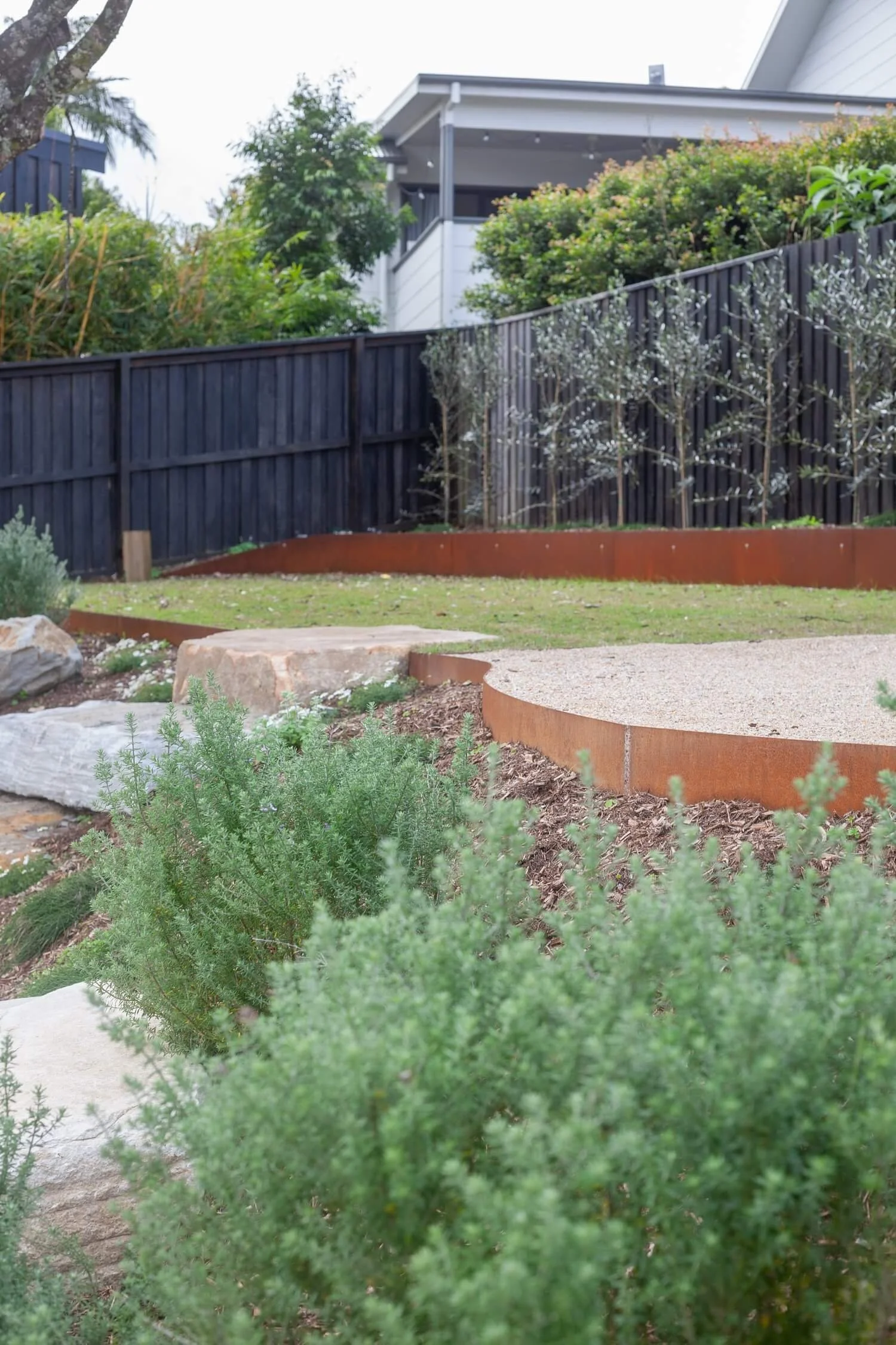 Curved Garden Edging