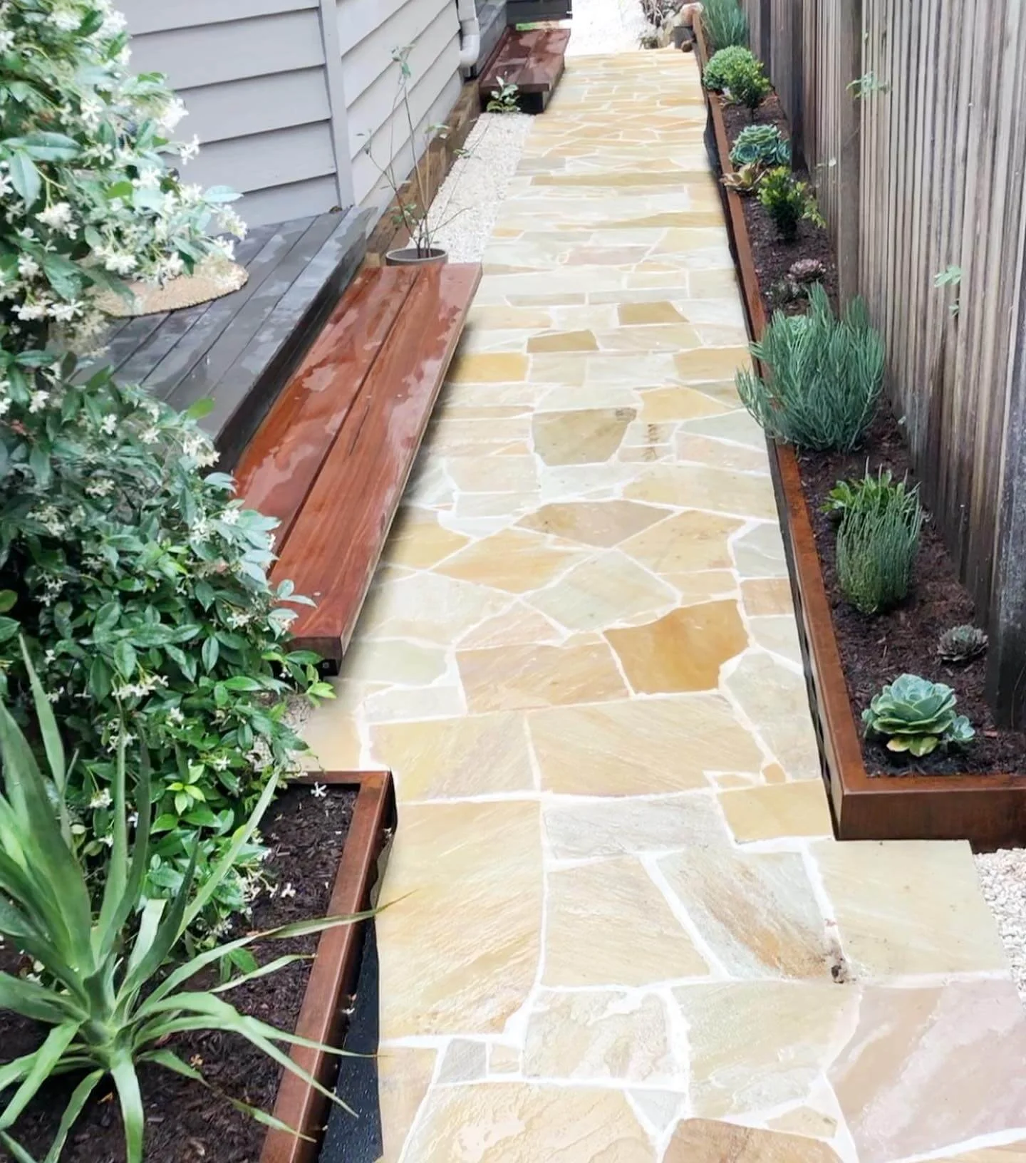 Sandstone Crazy Pave