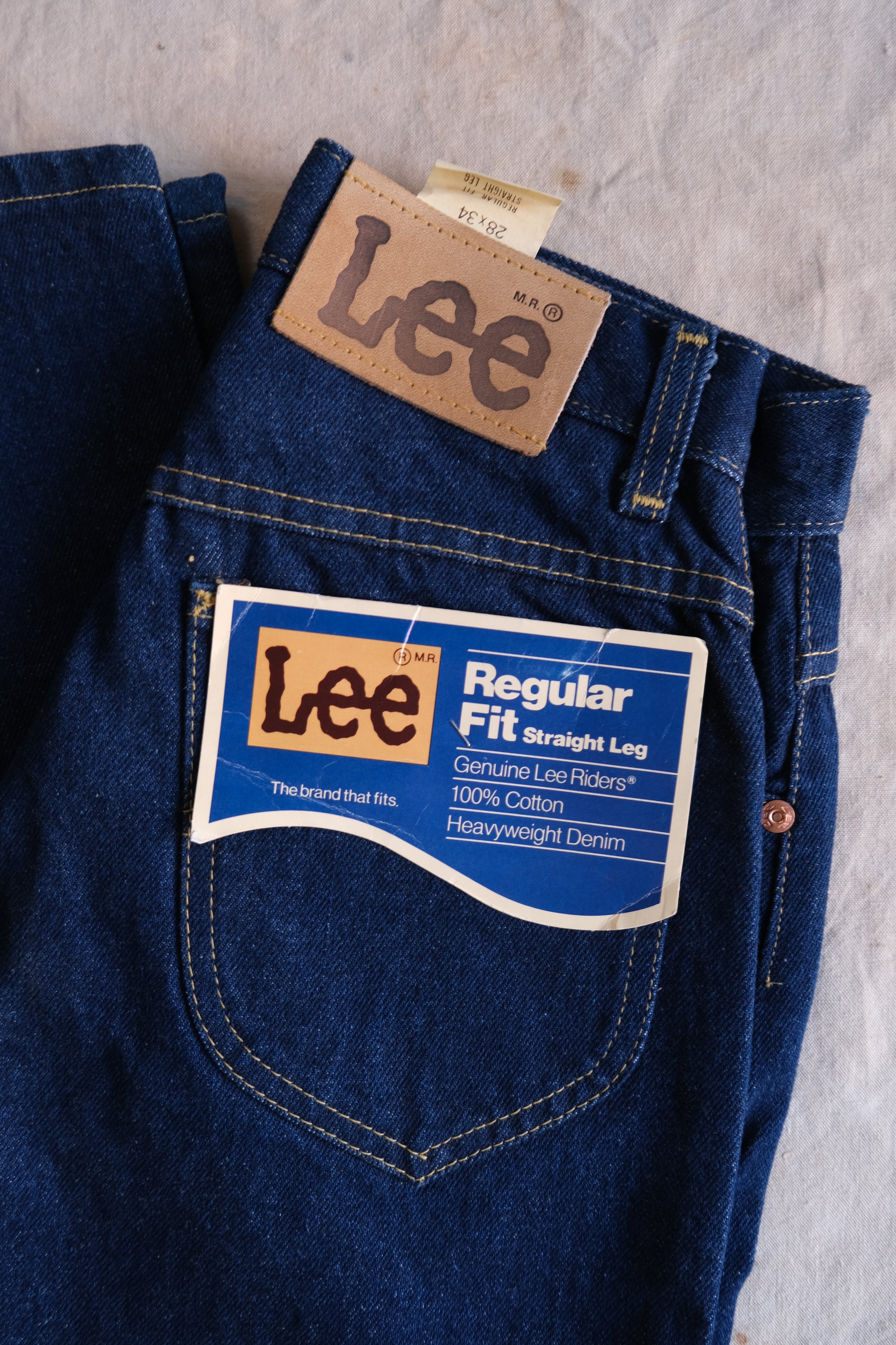 28 x 34 Lee Riders Deadstock Regular Fit Straight Leg — FOLKLING