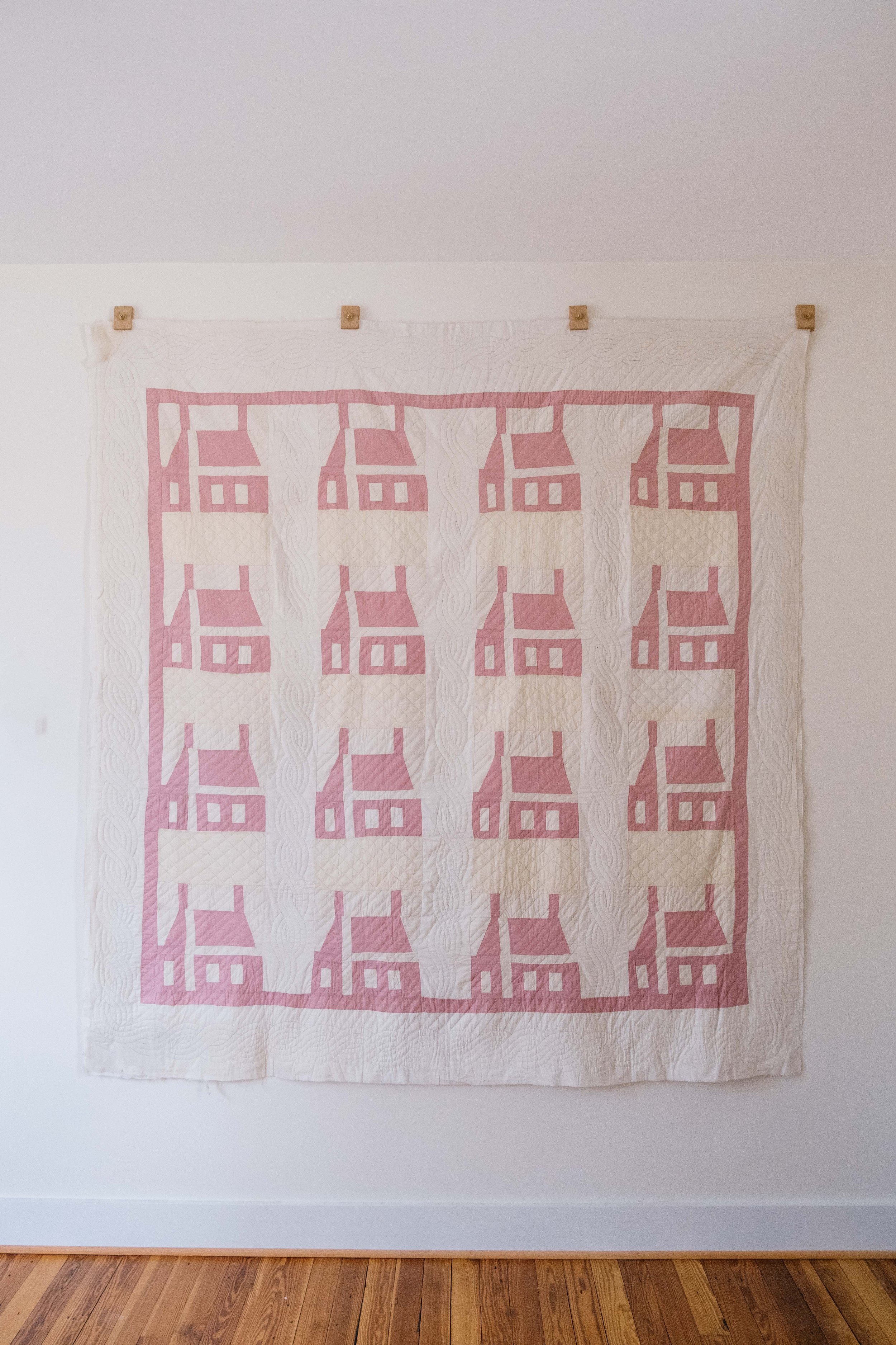 1920s Pink Schoolhouse Quilt