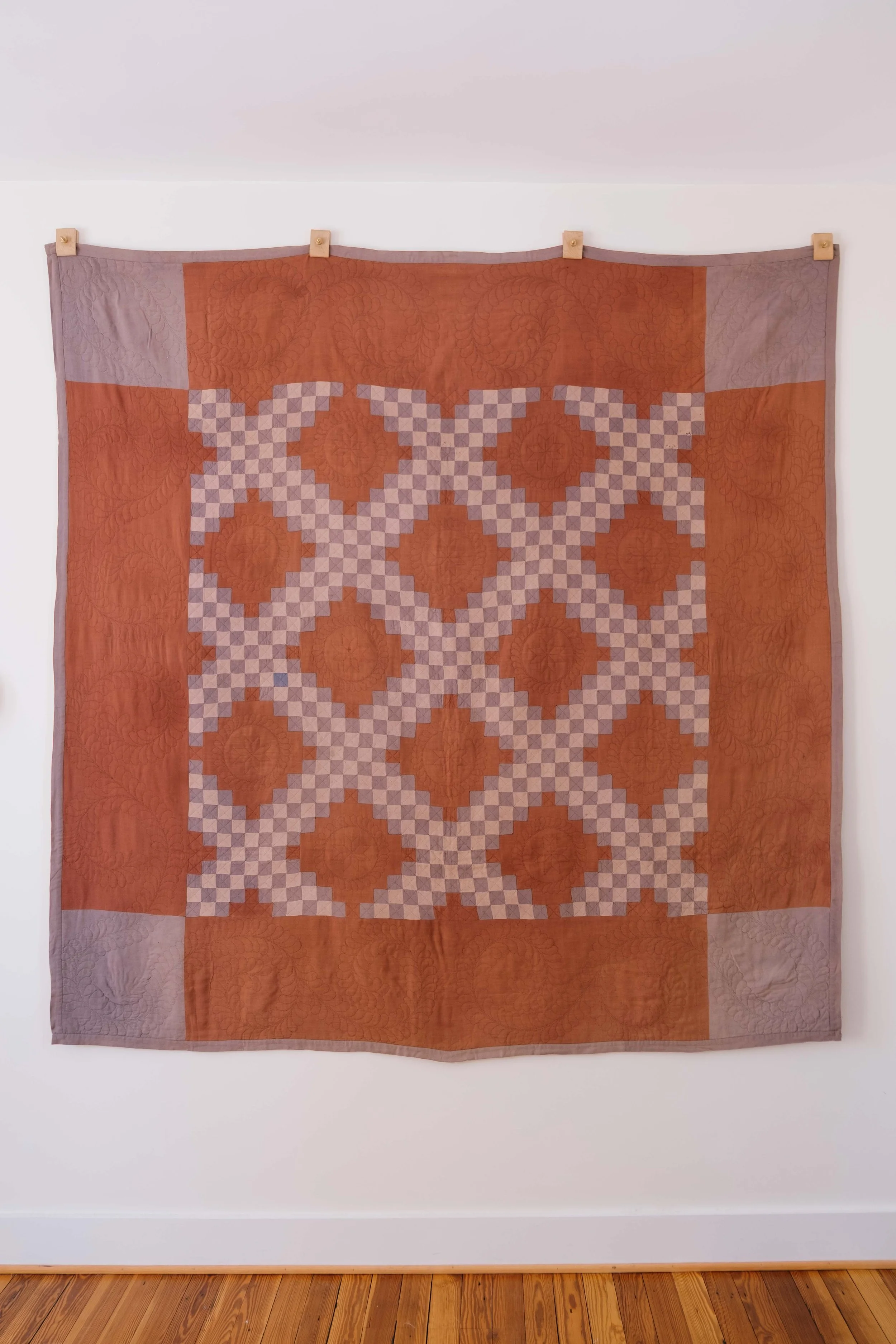 folkling-amish-quilt.jpg