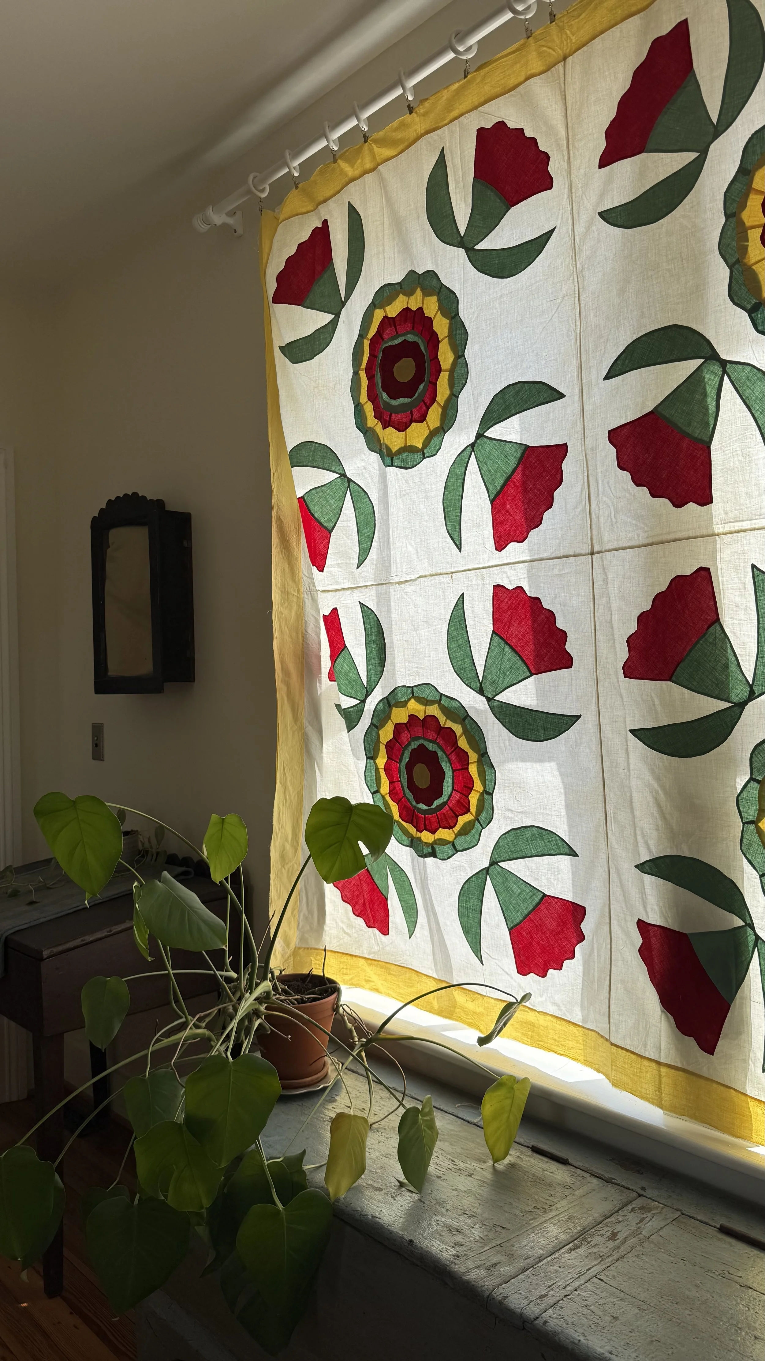 1920s Rose of Sharon Appliqué Quilt Top