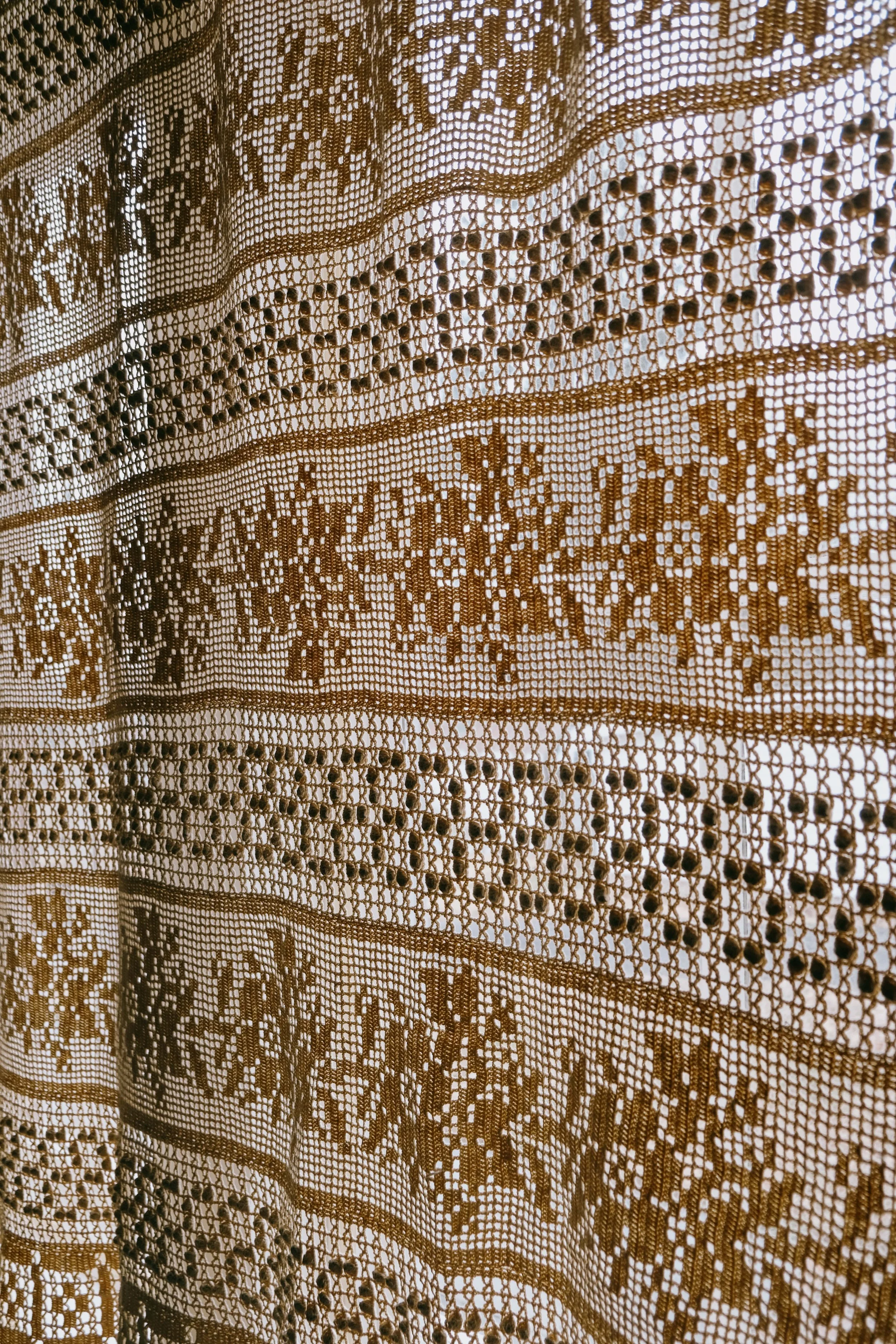 folkling-crochet-curtain-2-3.jpg
