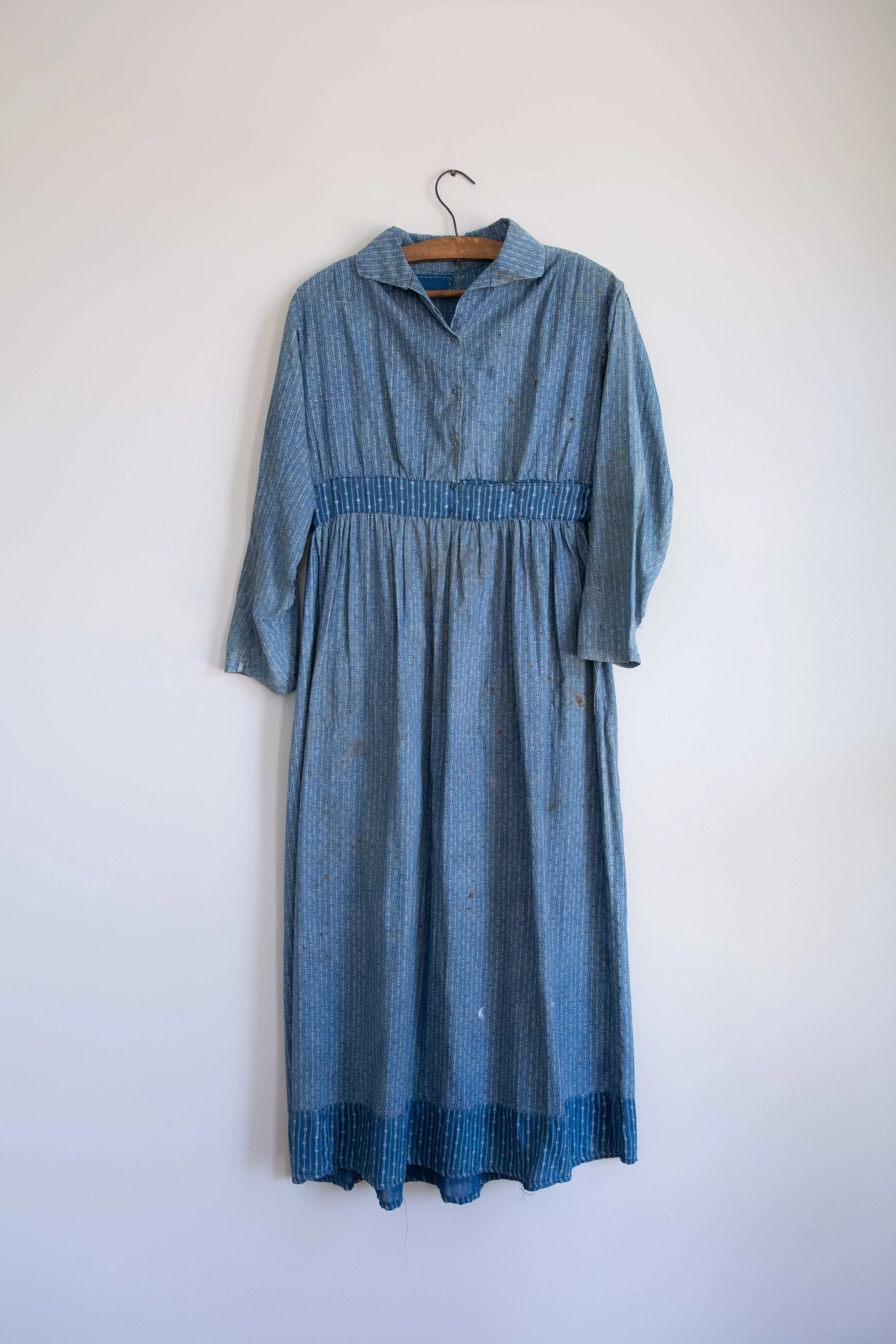 folkling-vintage-clothing-august-94.jpg