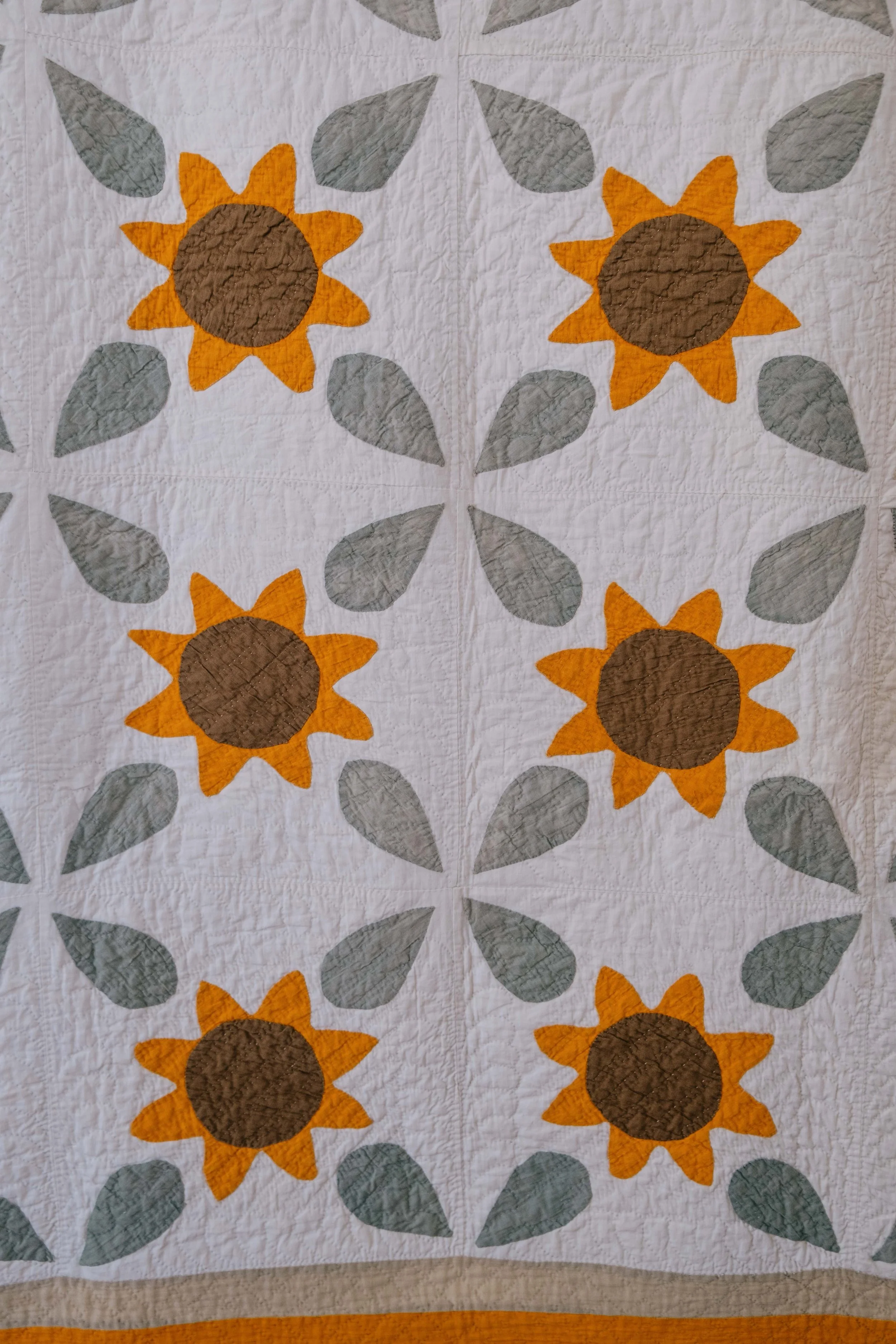 folkling-sunflower-quilt-4.jpg