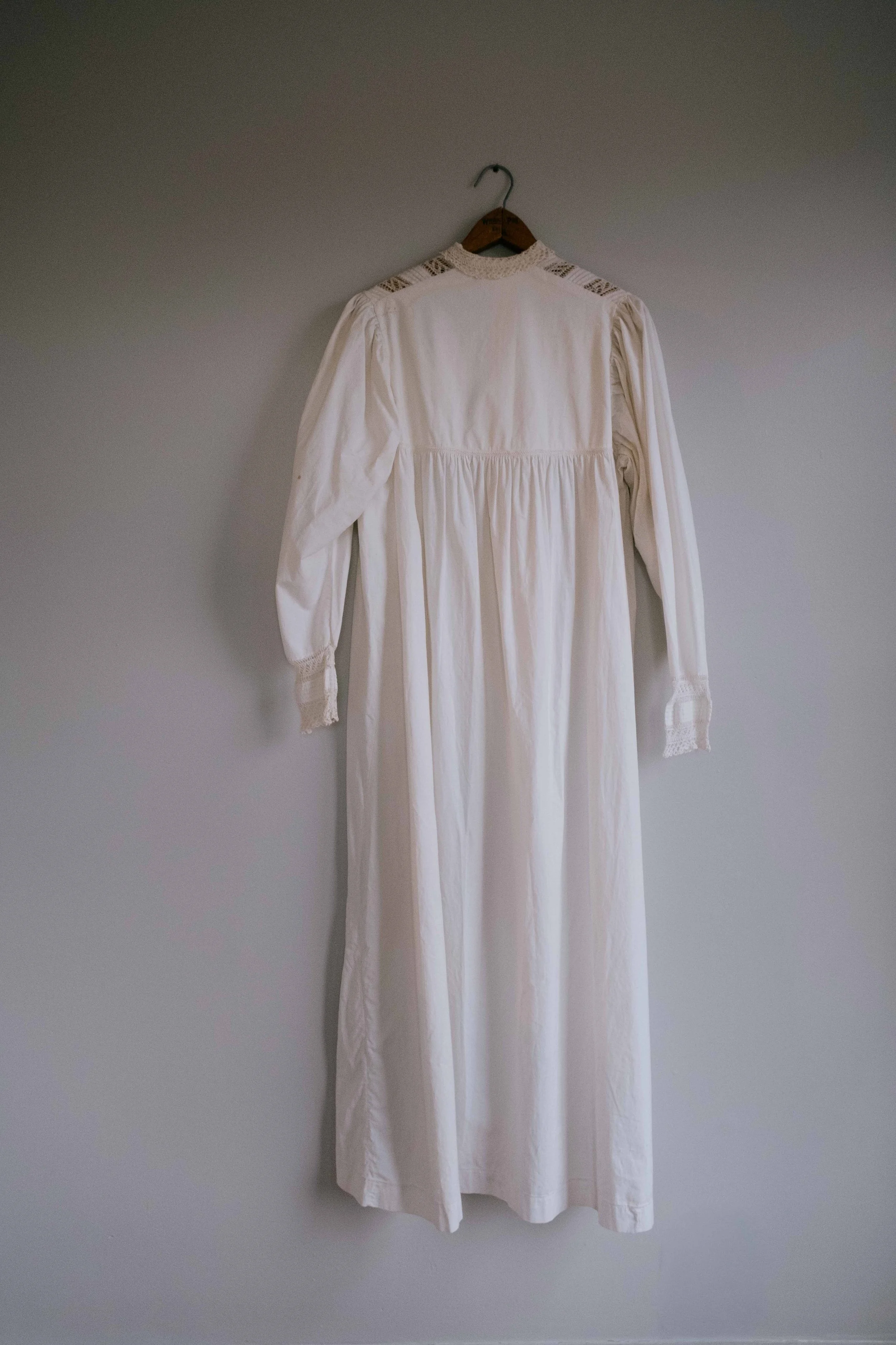 folkling-night-dresses-9.jpg