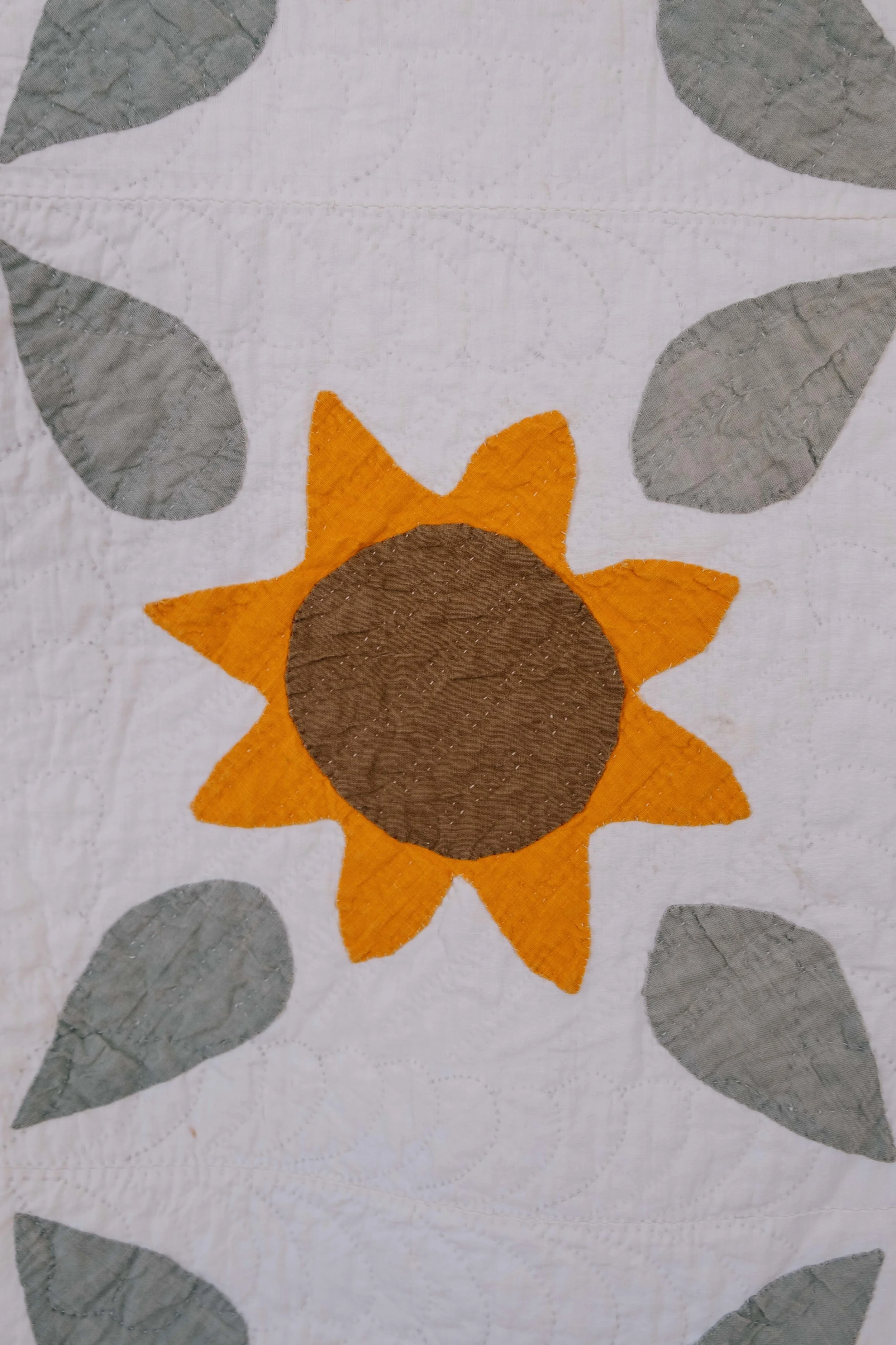 folkling-sunflower-quilt-8.jpg