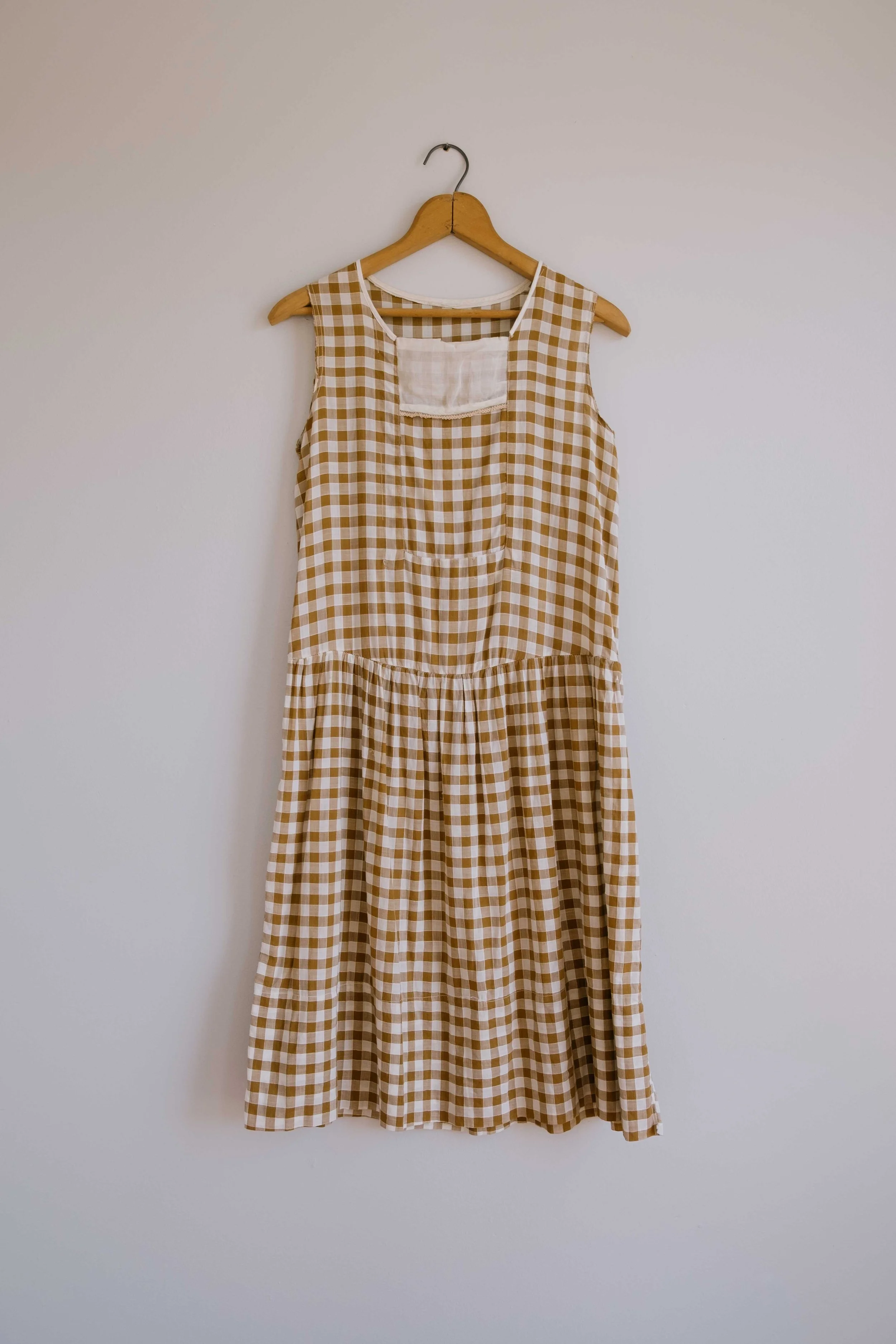 folkling-april-clothes-41.jpg