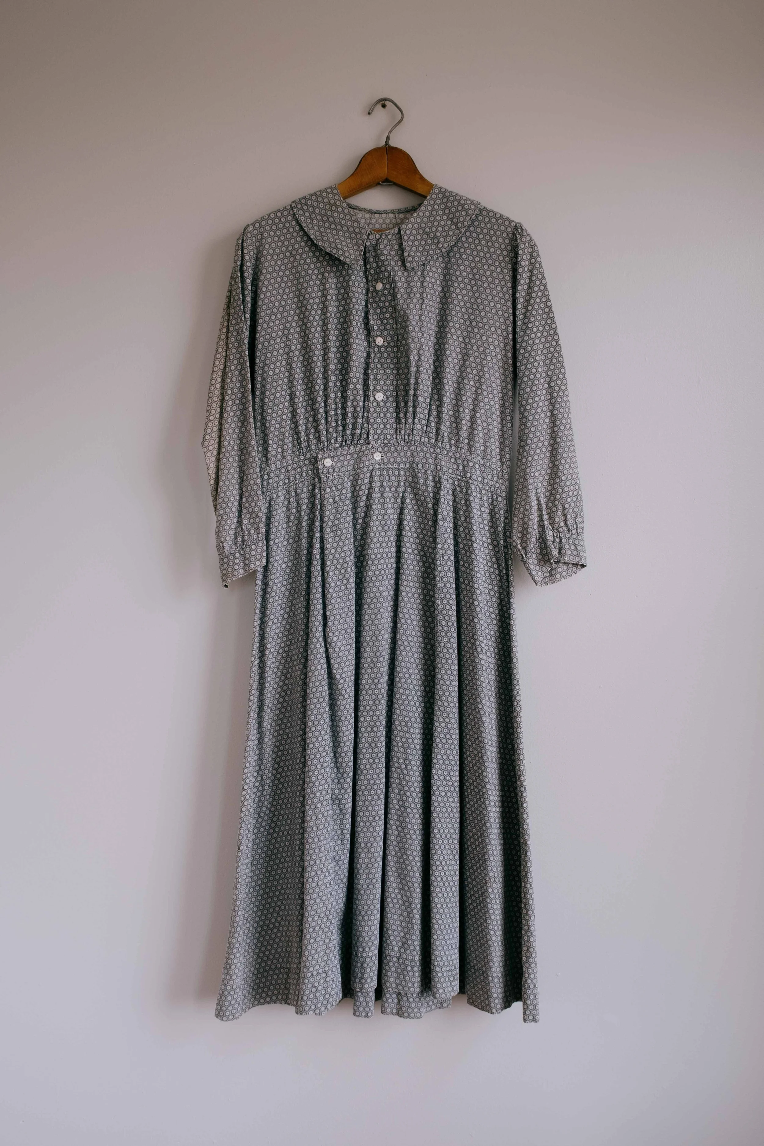 1910s Slate Daisy Calico Dress