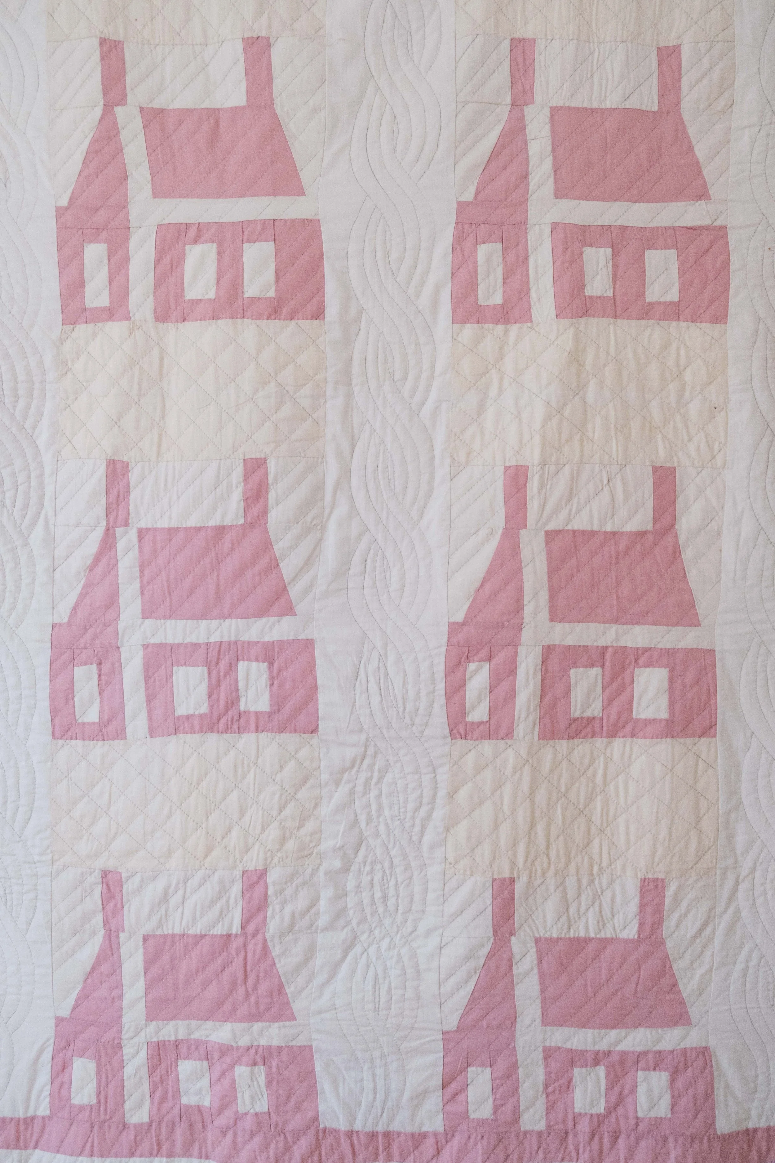 antique-pink-schoolhouse-quilt-folkling-7.jpg