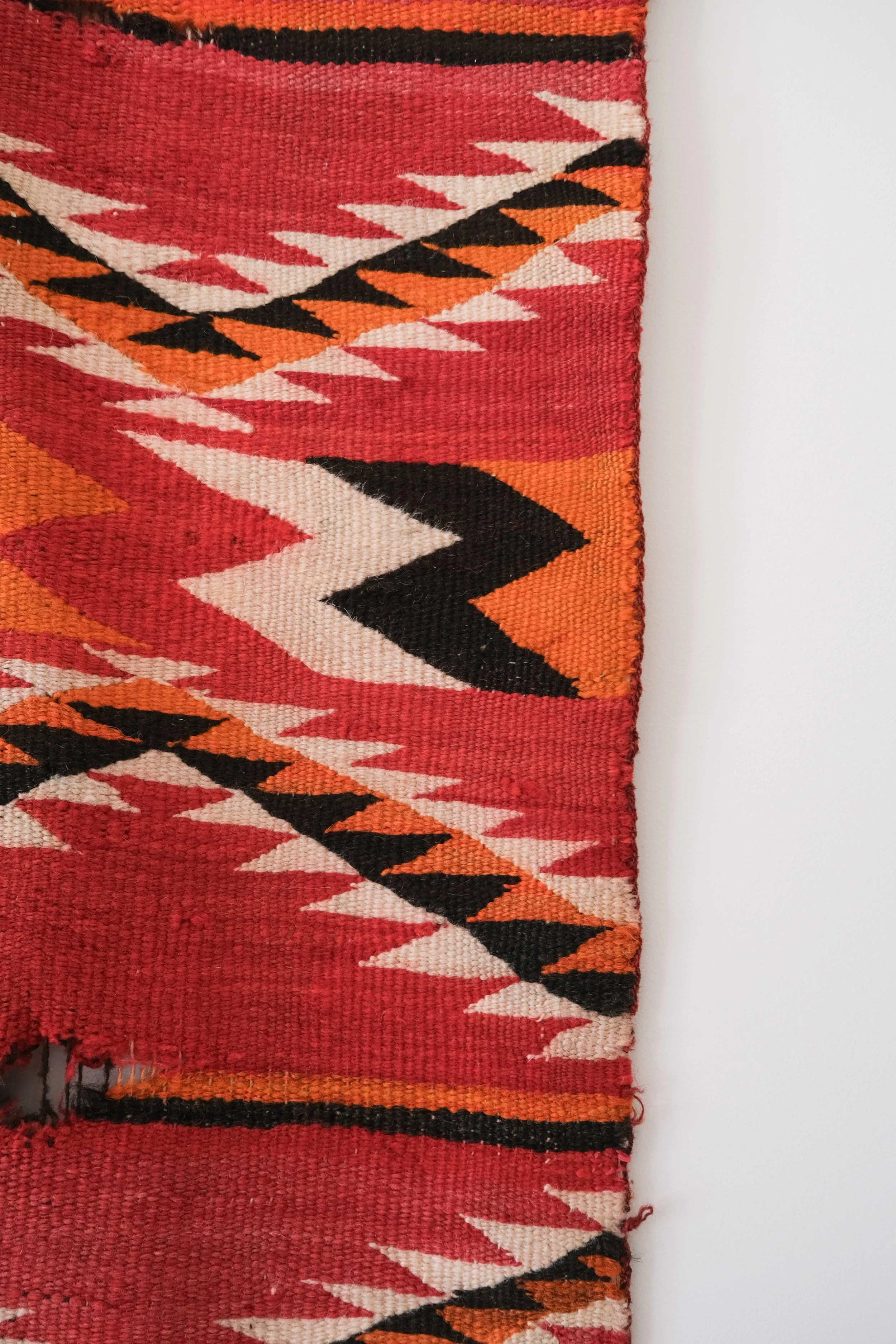 folkling-navajo-rugs-14.jpg