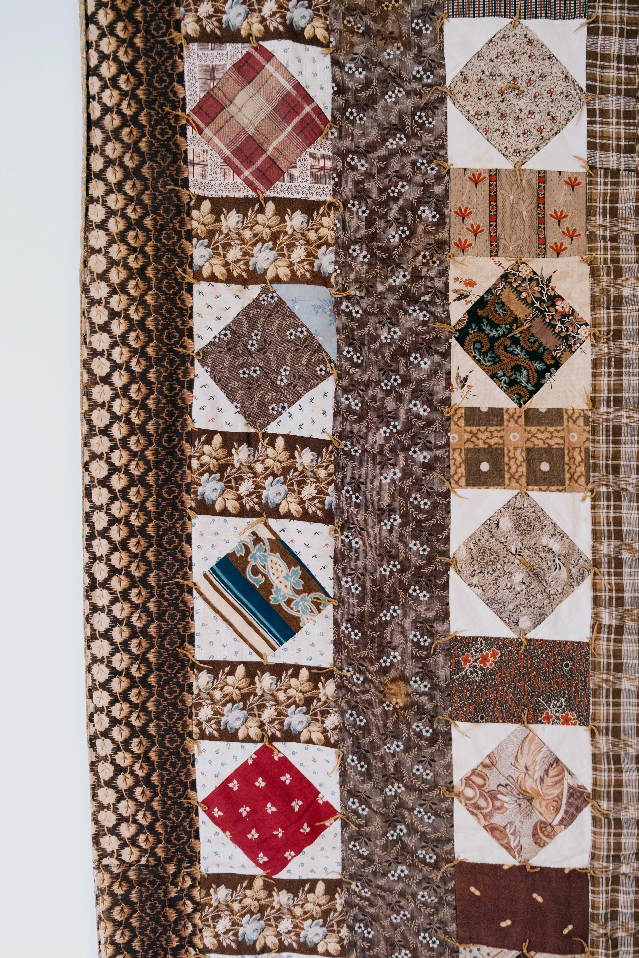 folkling-october-antique-quilt-collection-135.jpg