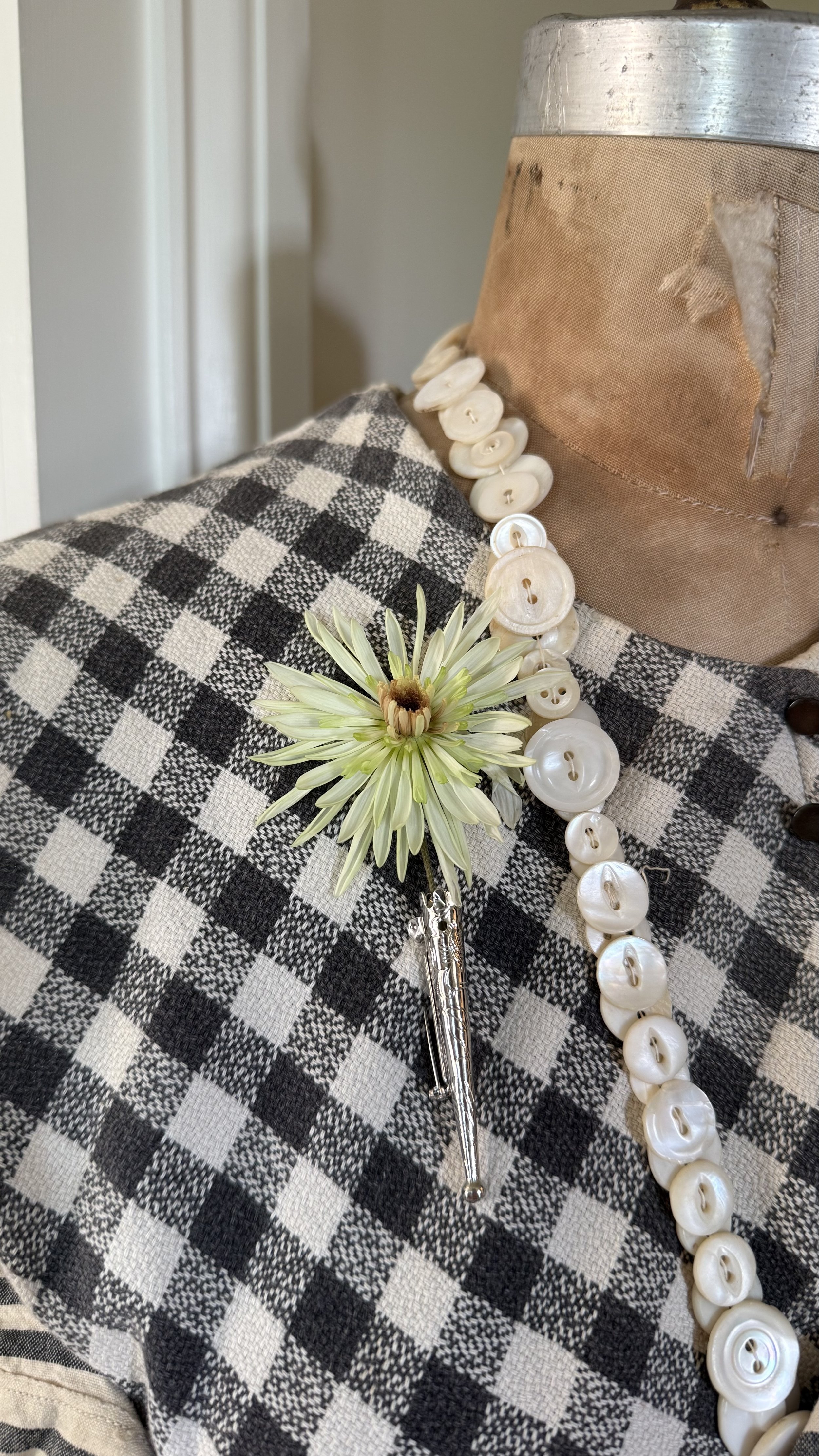 Victorian Tussy Mussy Brooch