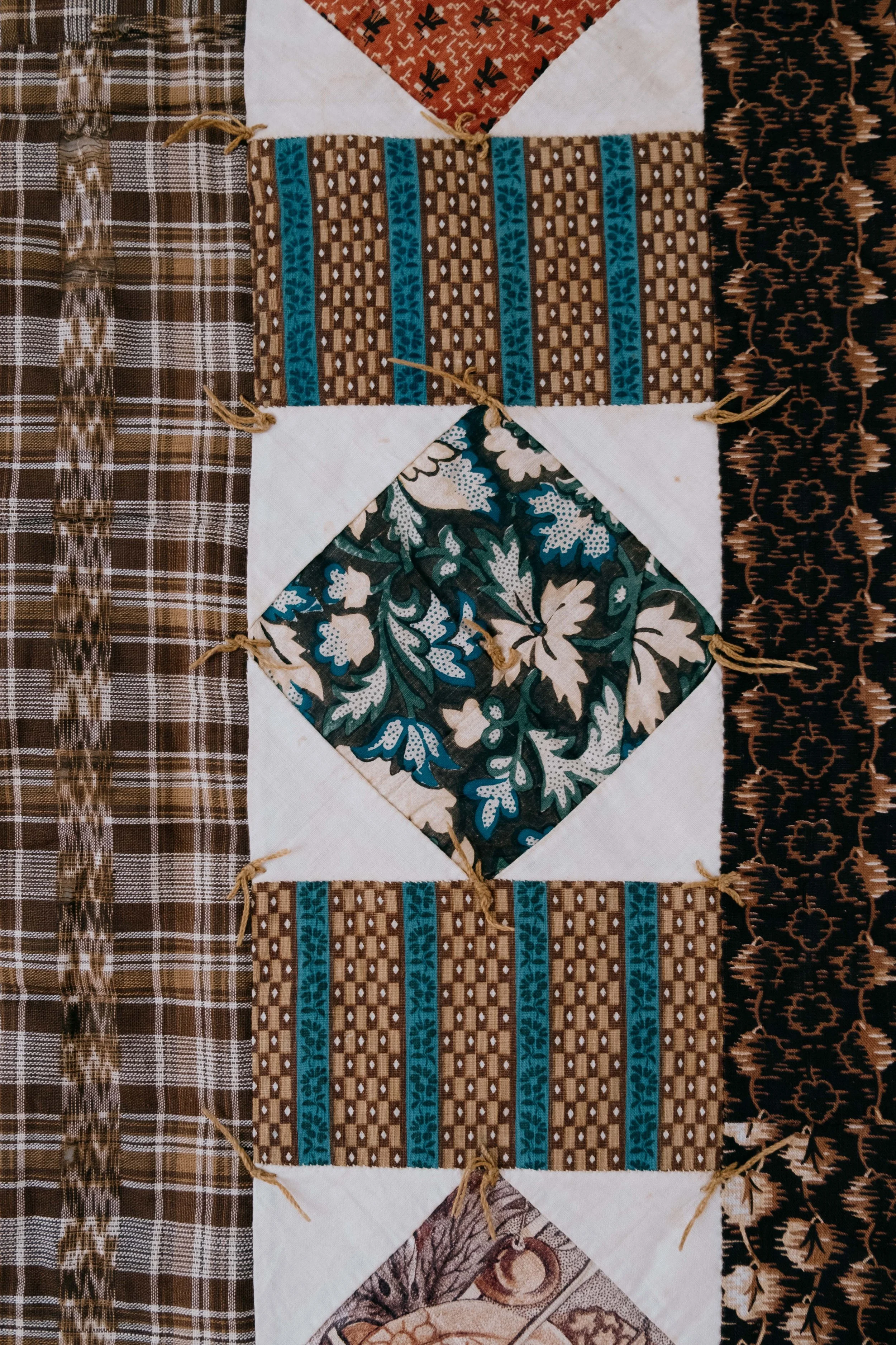 folkling-october-antique-quilt-collection-140.jpg