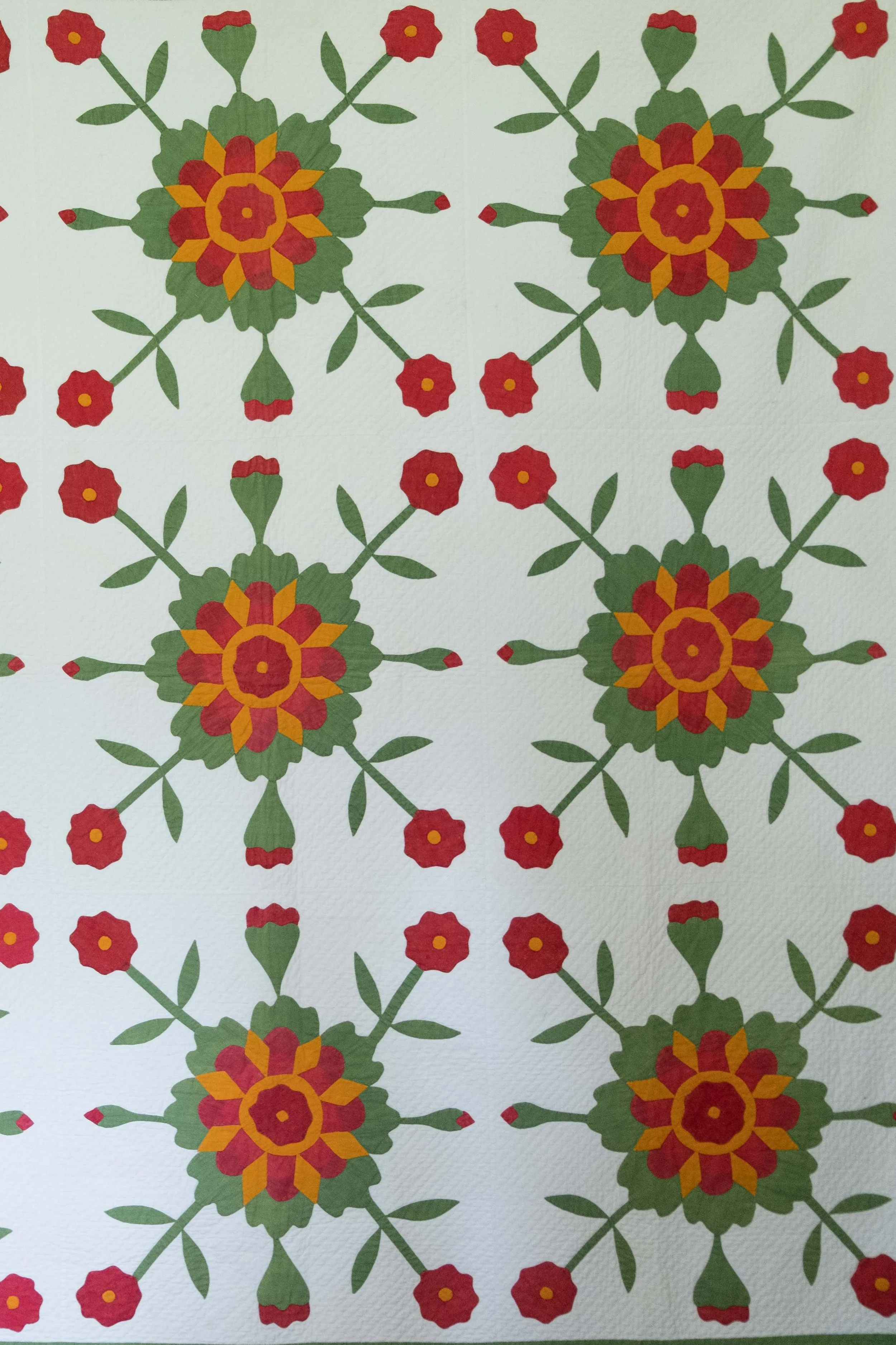 folkling-whig-rose-applique-quilt-6.jpg