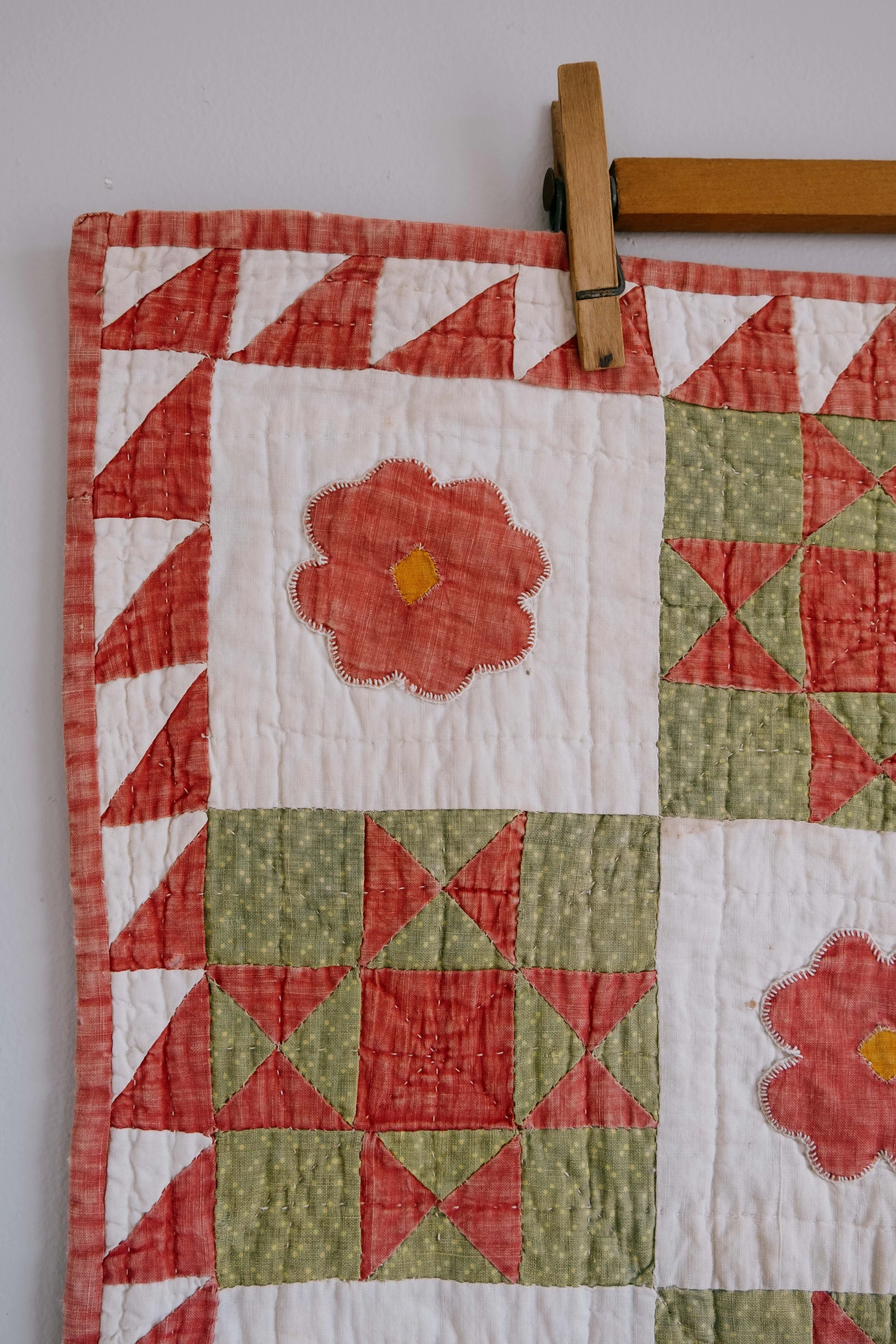 folkling-crib-quilts-127.jpg