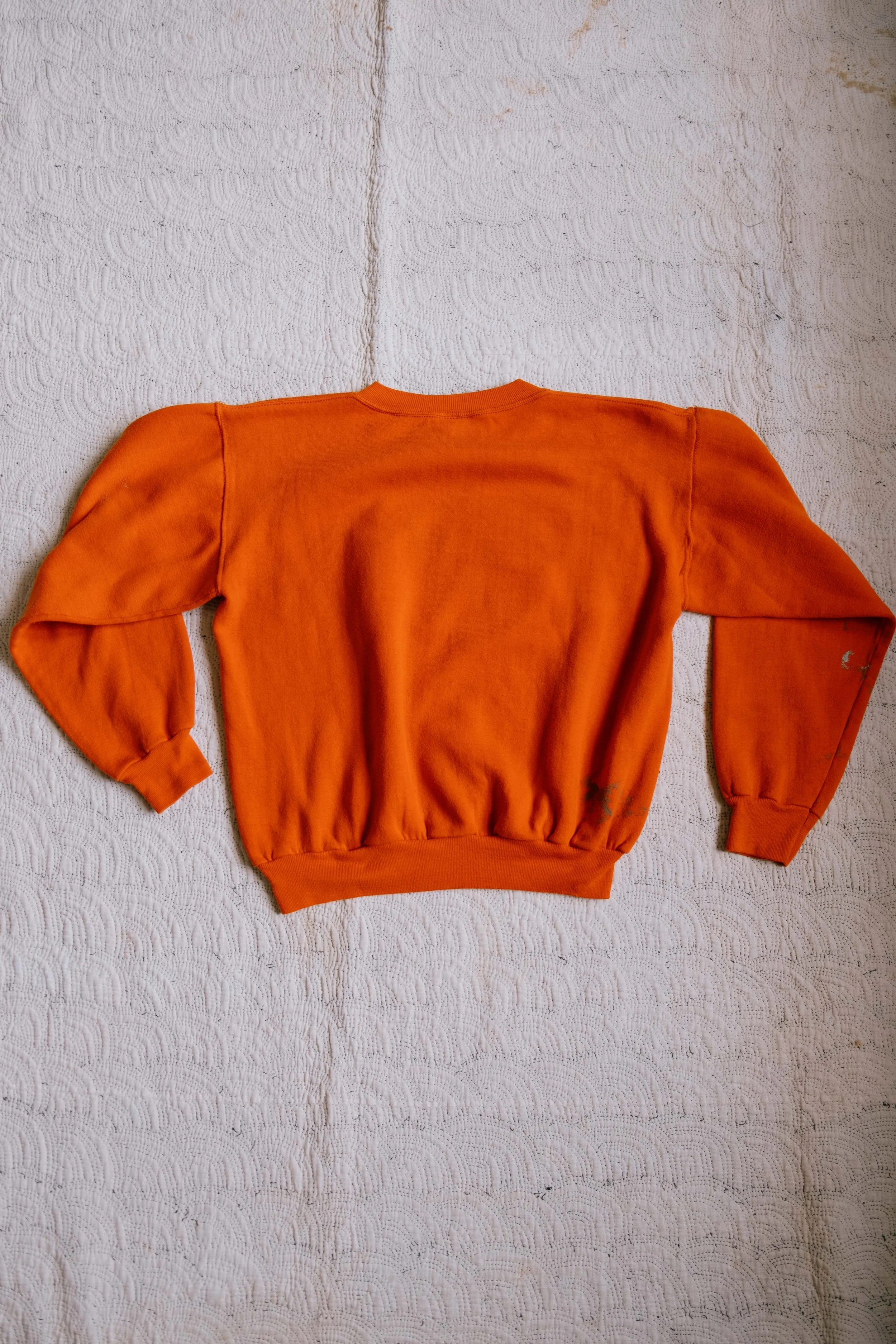 folkling-rainbow-sweatshirts-12.jpg
