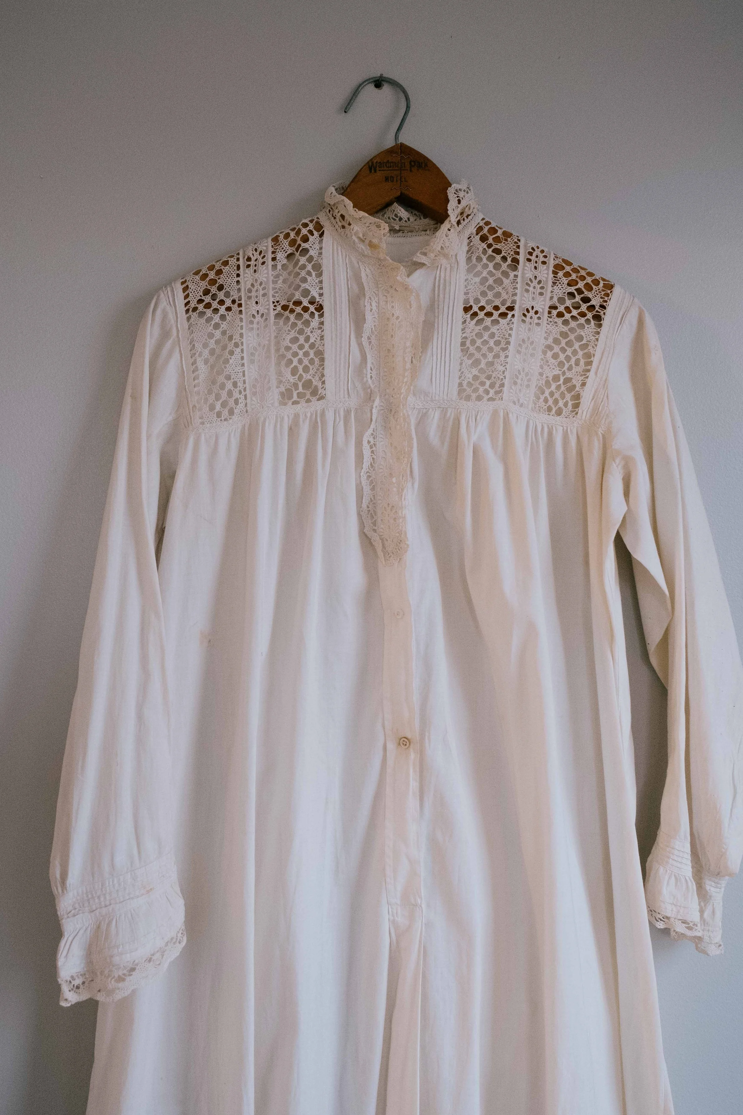 folkling-night-dresses-12.jpg