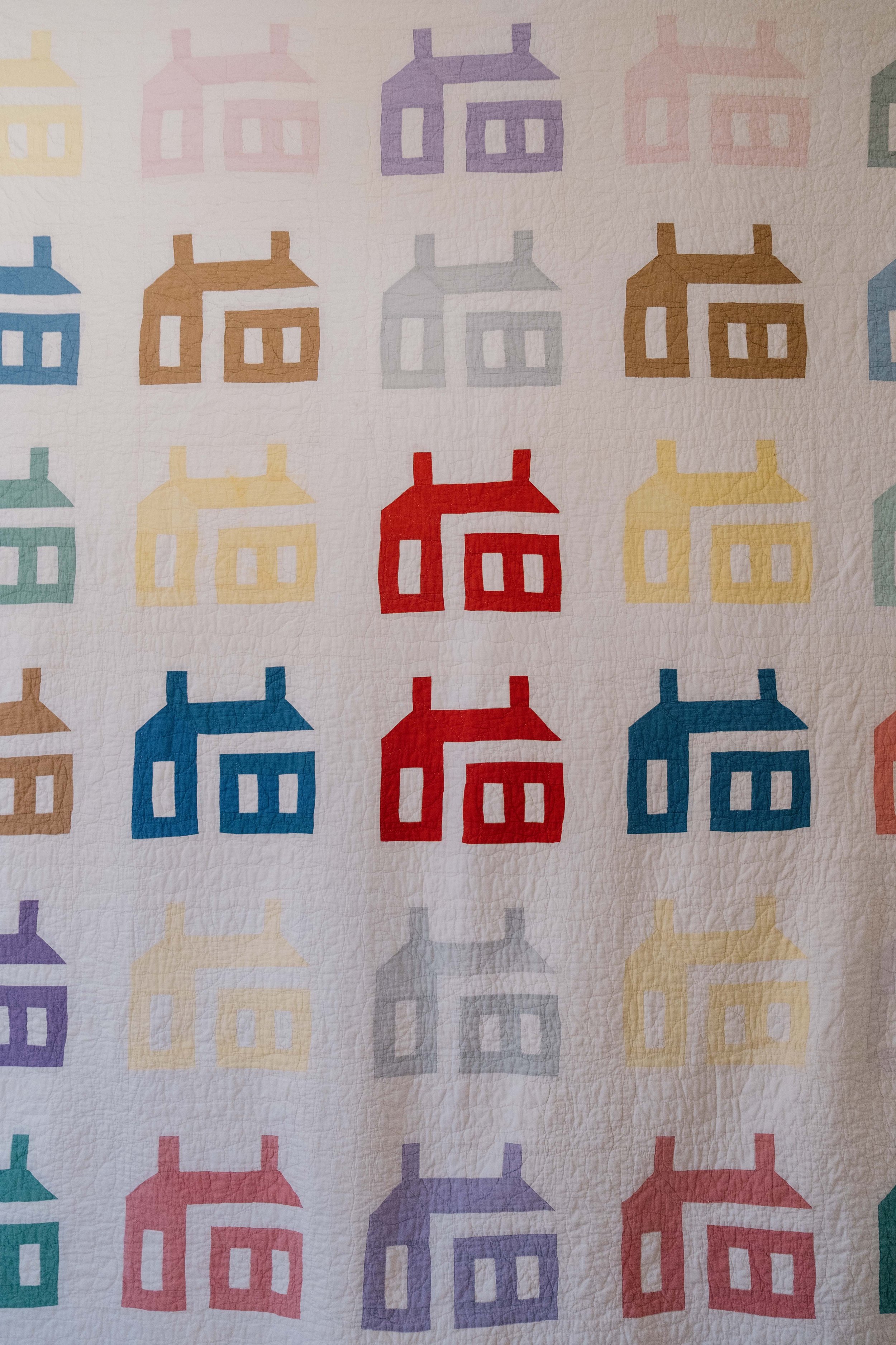 antique-rainbow-schoolhouse-quilt-folkling-5.jpg