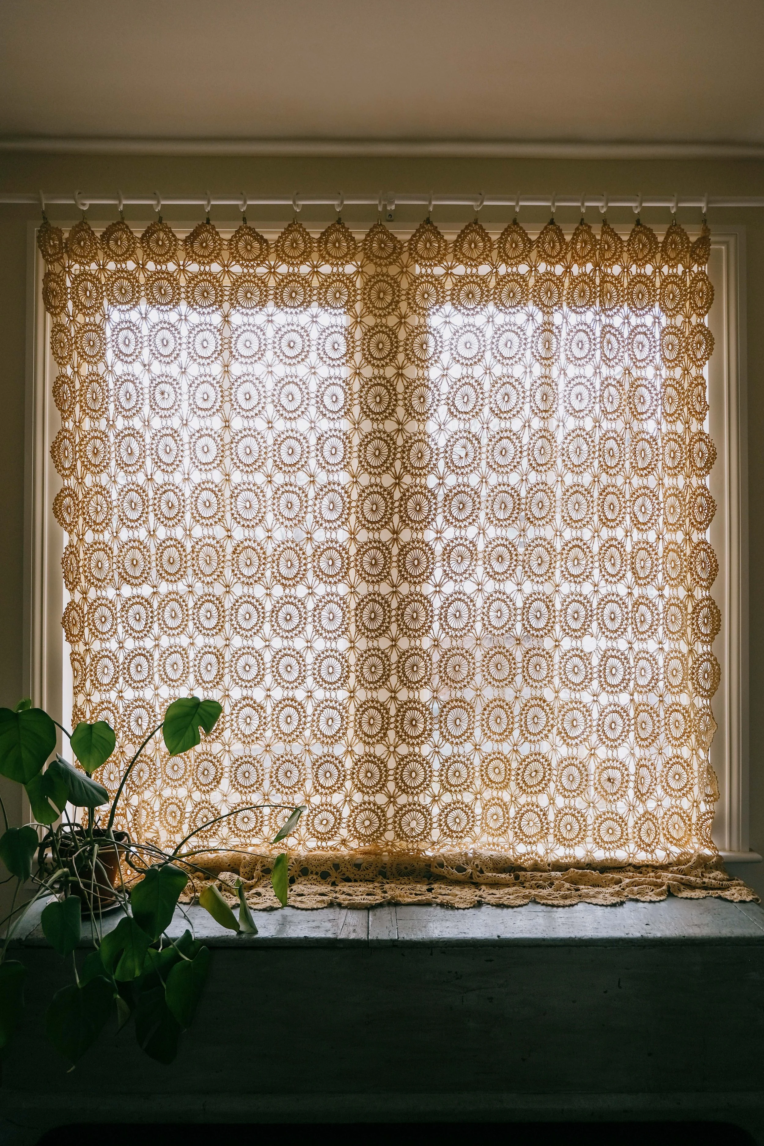 folkling-crochet-curtain.jpg