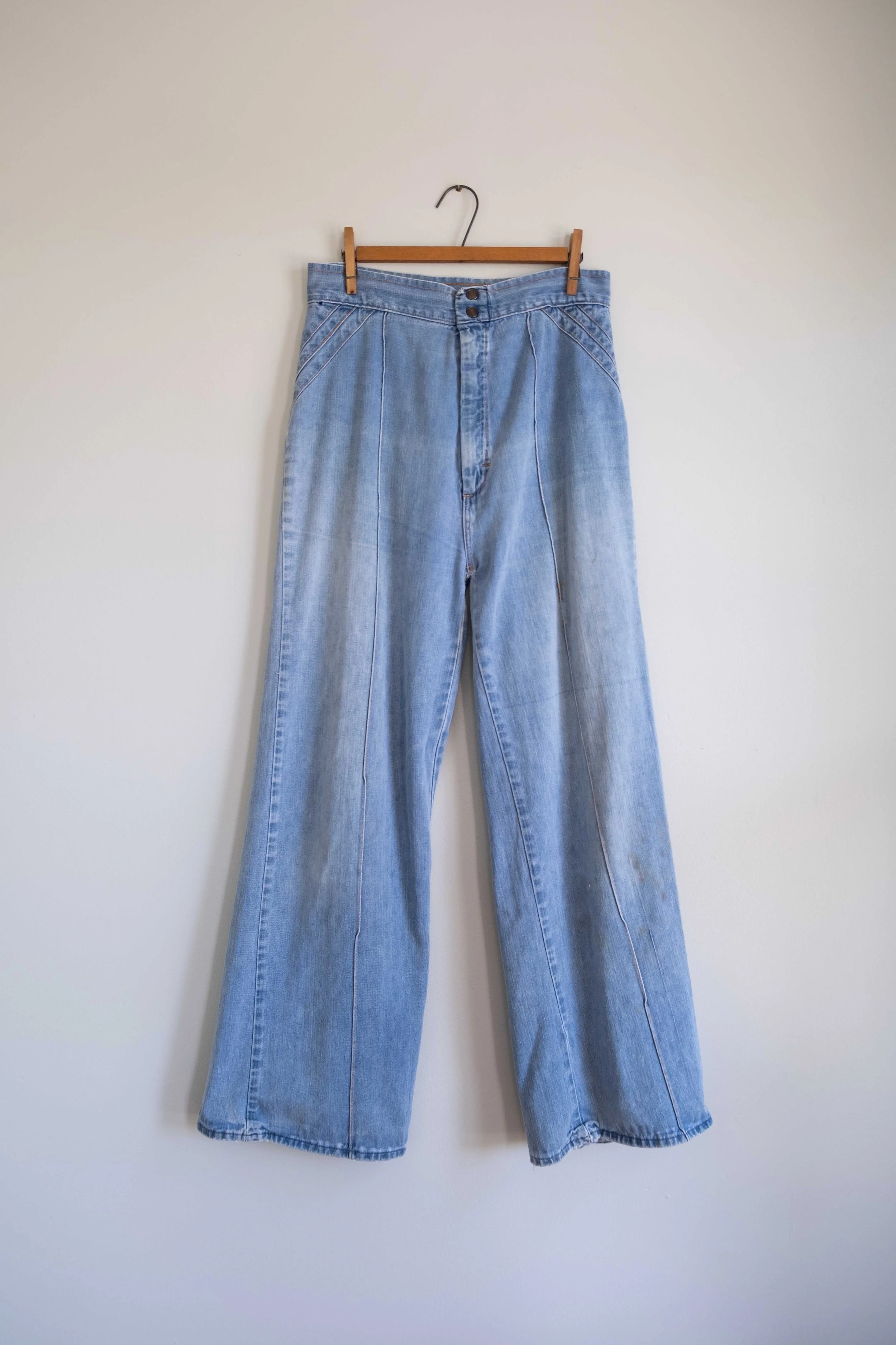 folkling-vintage-clothing-september-69.jpg
