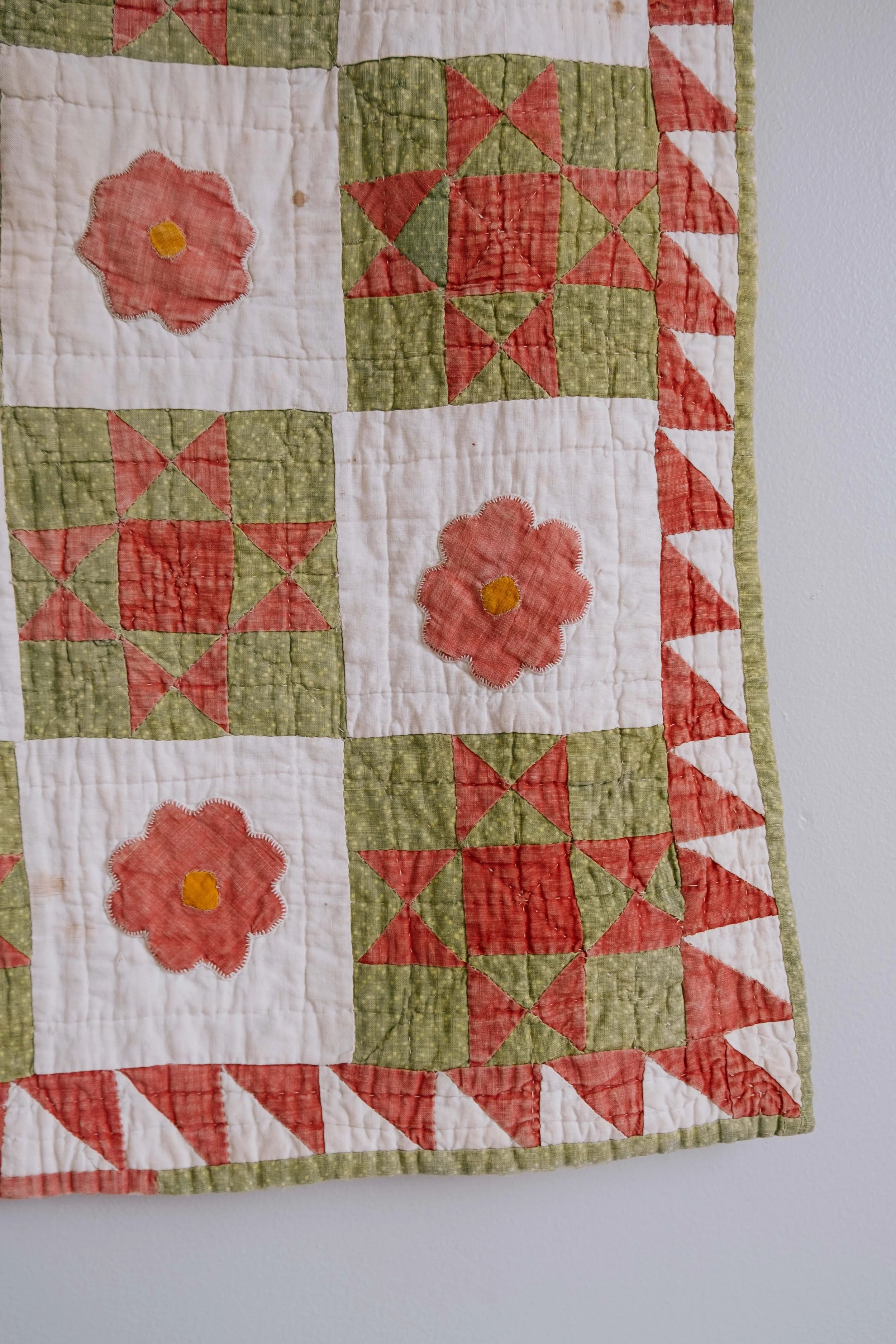 folkling-crib-quilts-126.jpg
