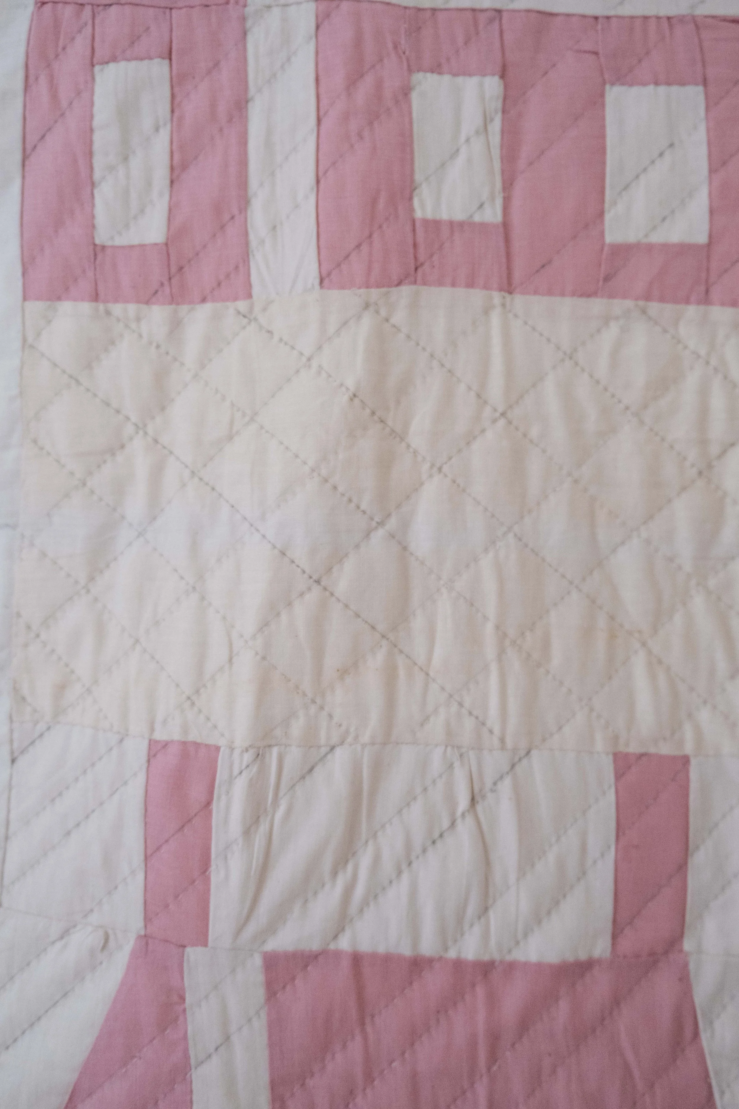 antique-pink-schoolhouse-quilt-folkling-13.jpg