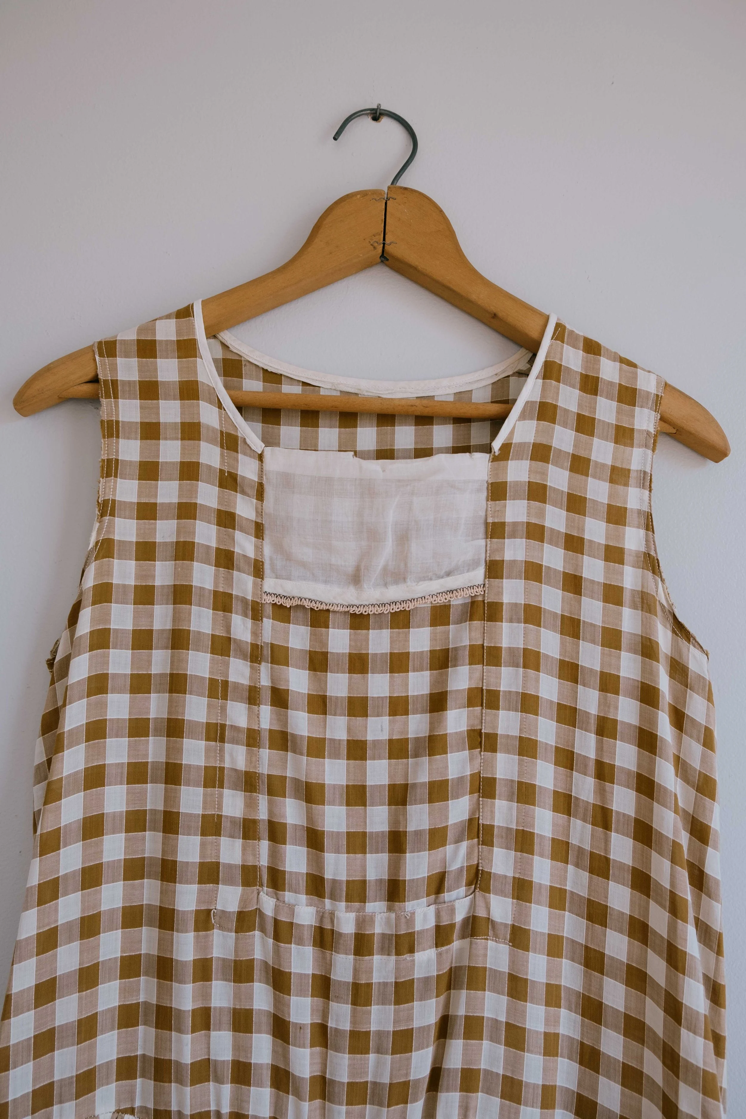 folkling-april-clothes-45.jpg