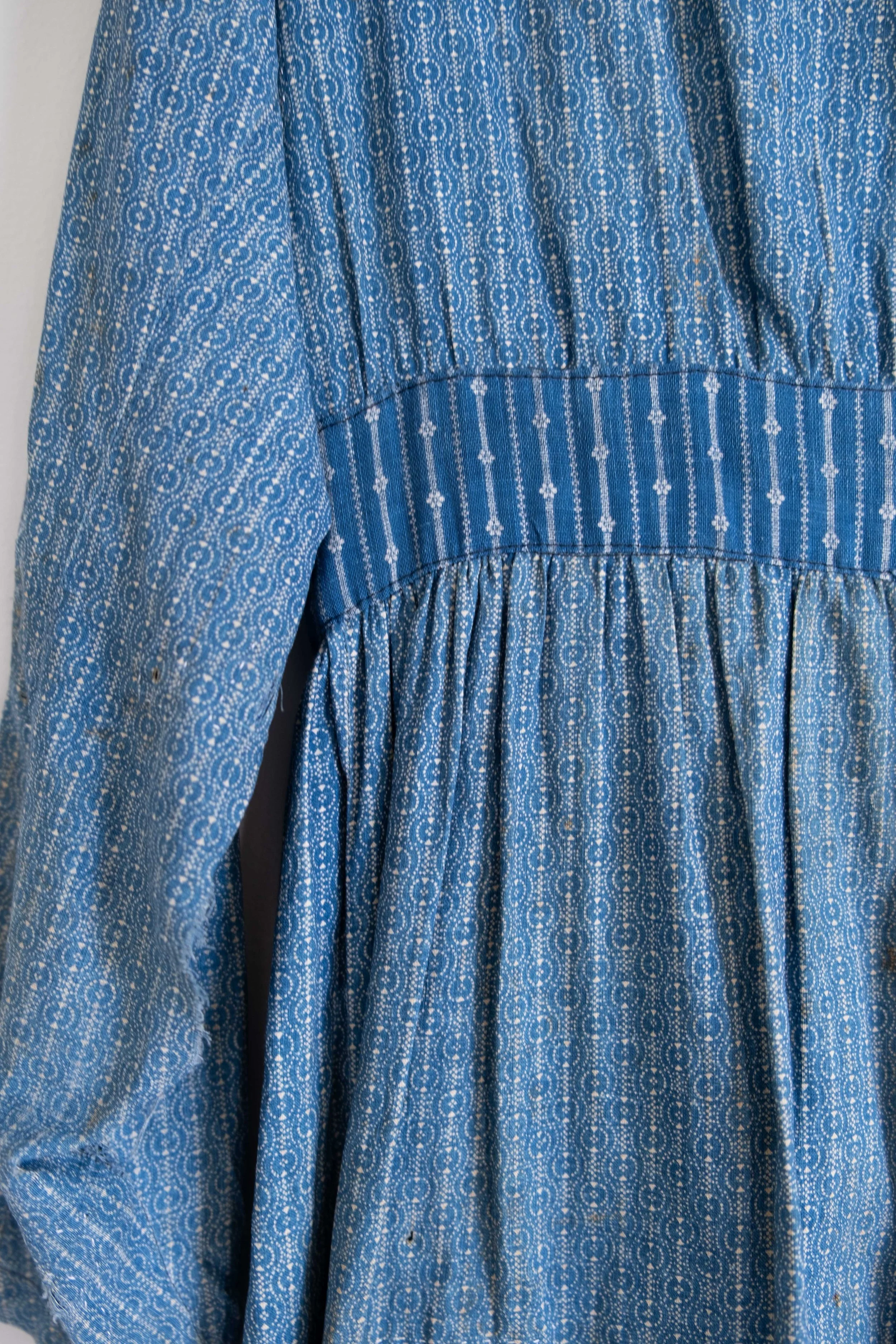 folkling-vintage-clothing-august-98.jpg