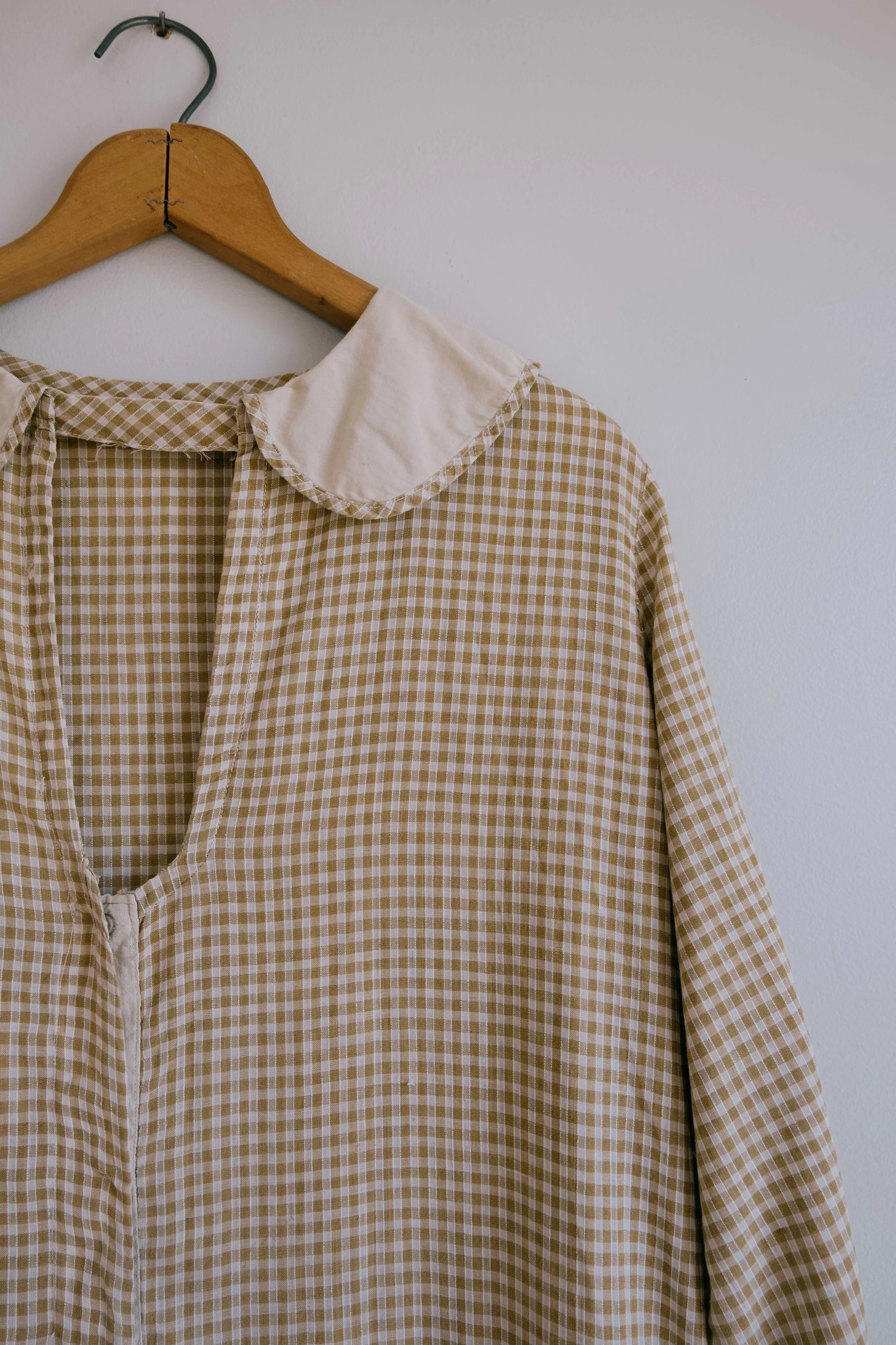 folkling-april-clothes-40.jpg