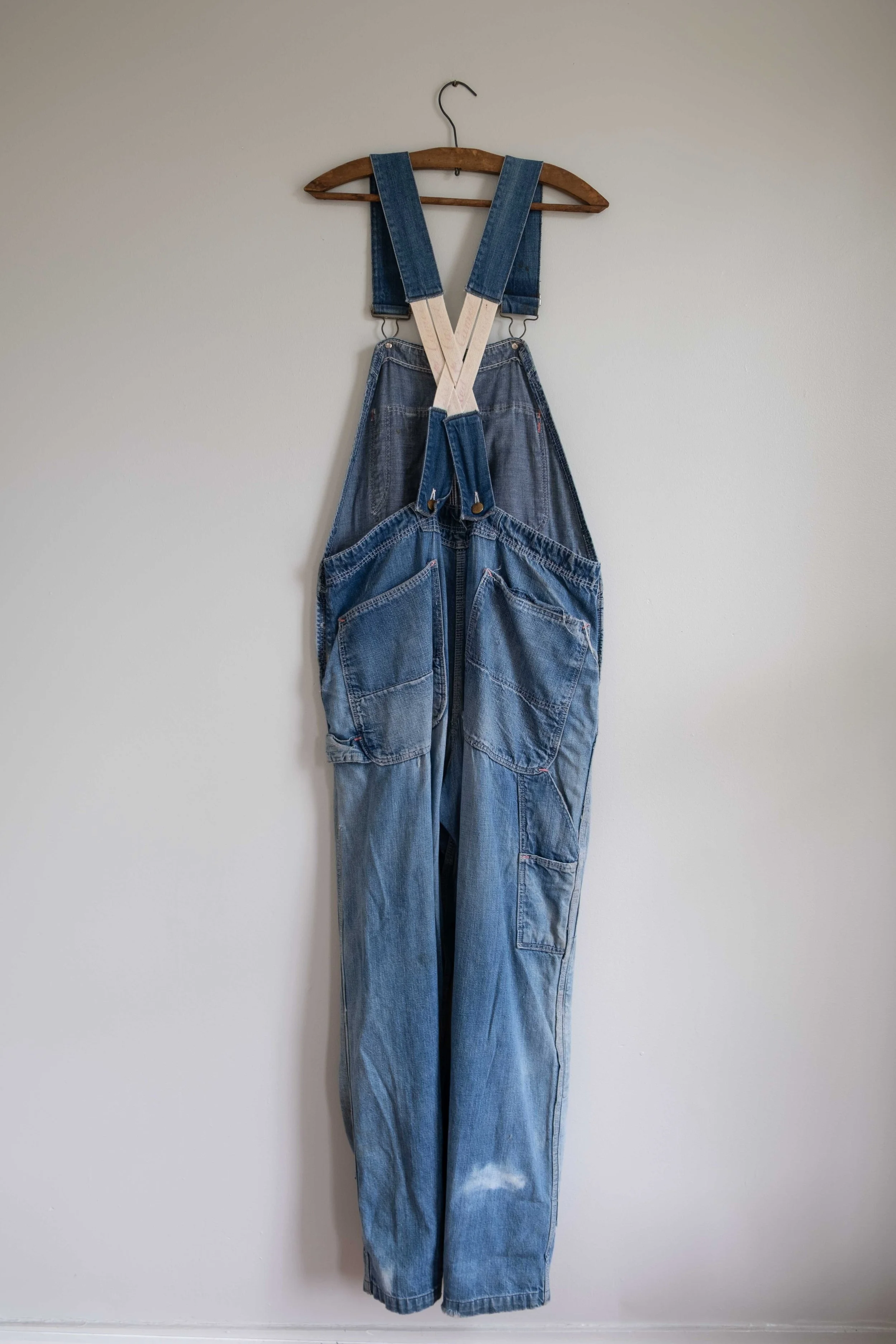 folkling-vintage-clothing-august-94.jpg